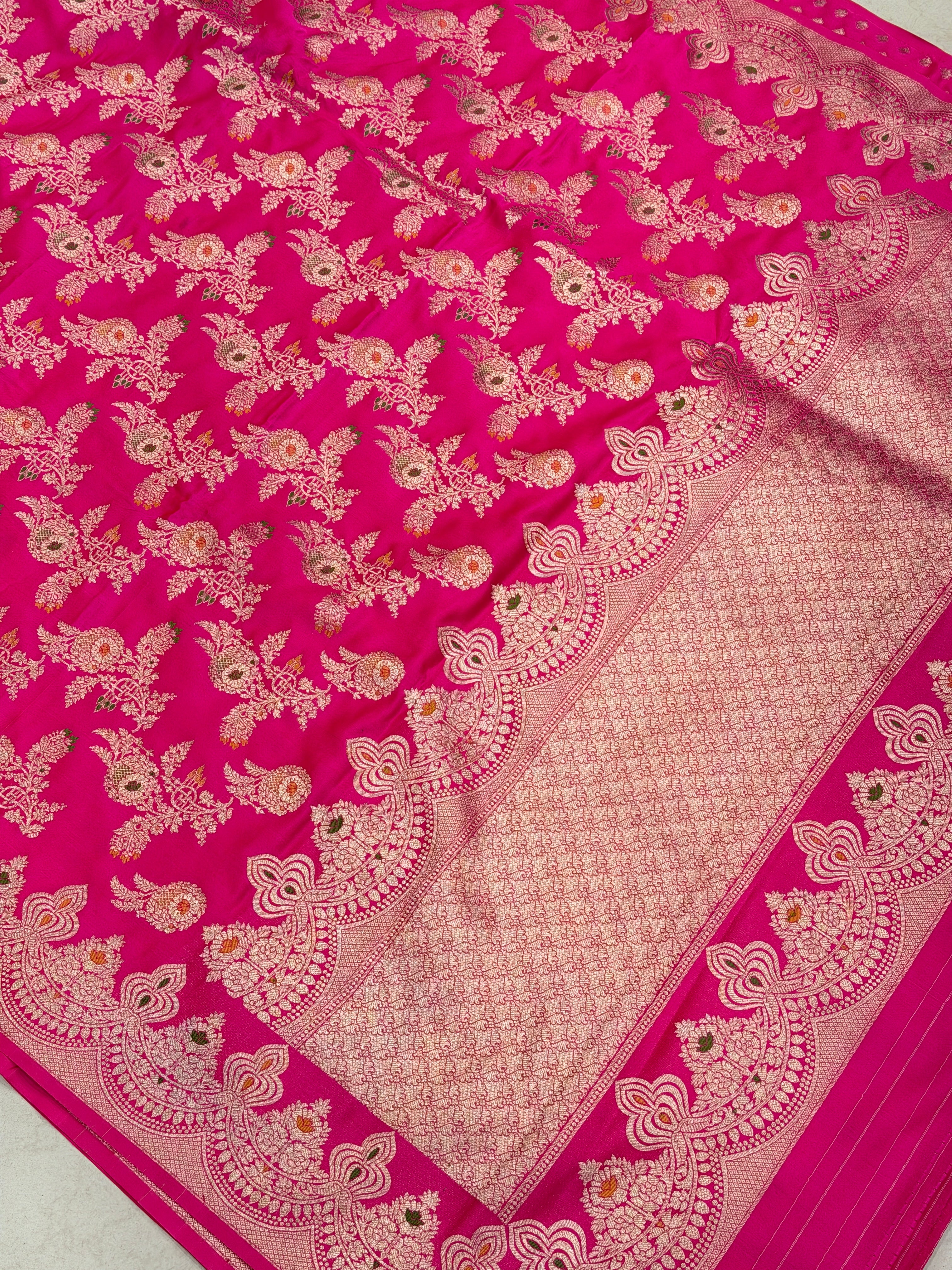 Rani Scallop Border Meenakari Banarasi Saree