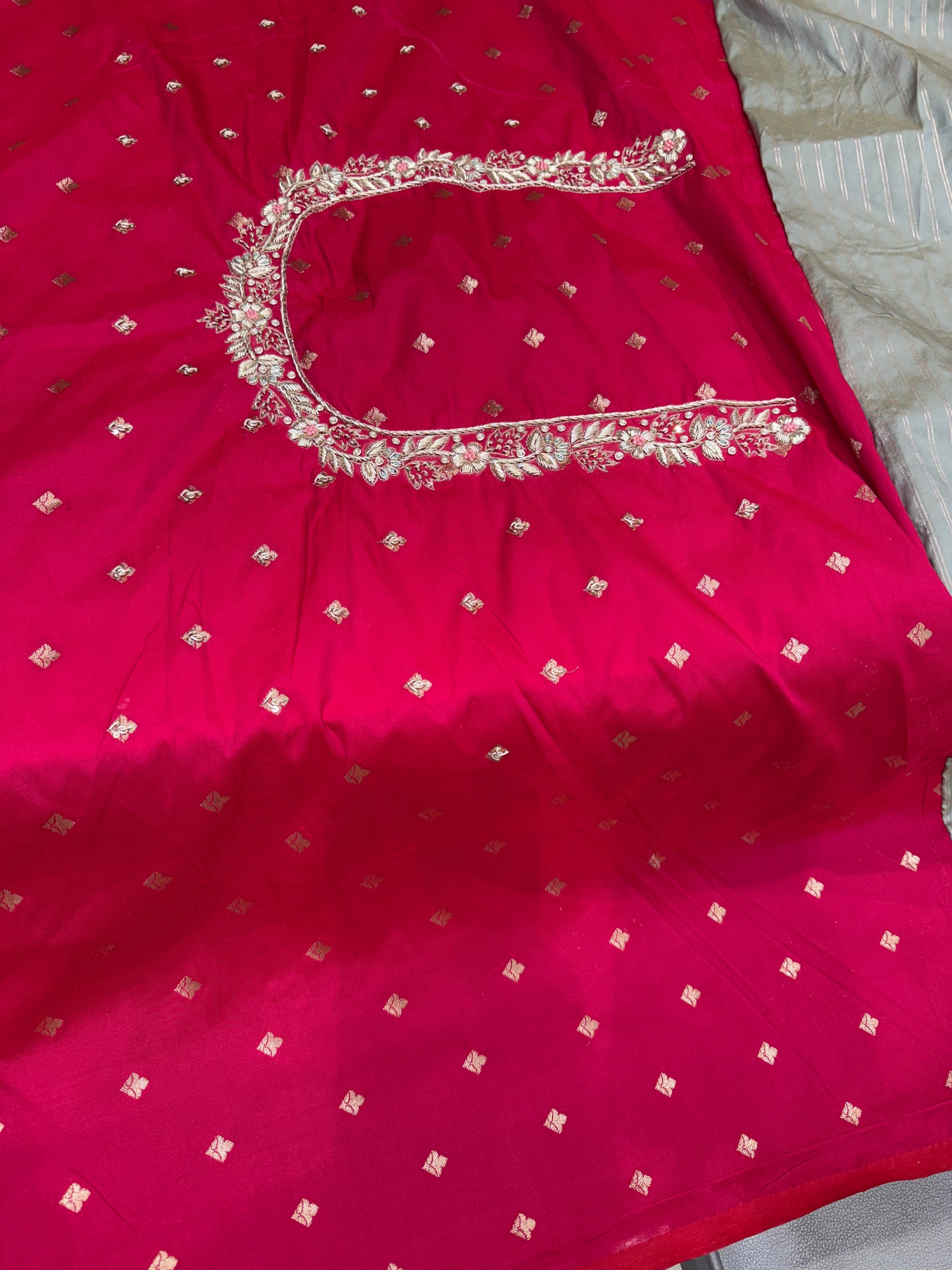 Banarasi Rangkat Tissue Weaved Zardosi Embroidery Saree