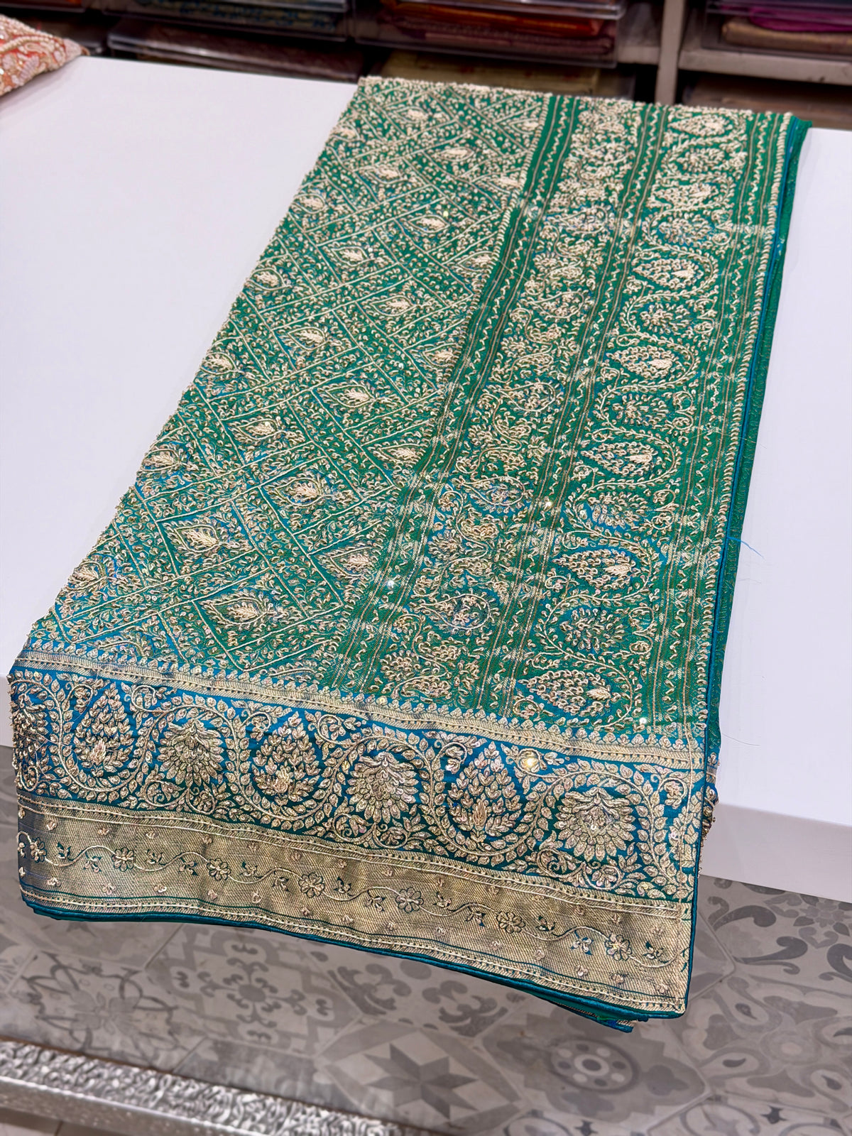 Rama Green Pure Silk Kanjivaram Zardosi Hand Embroidery Saree