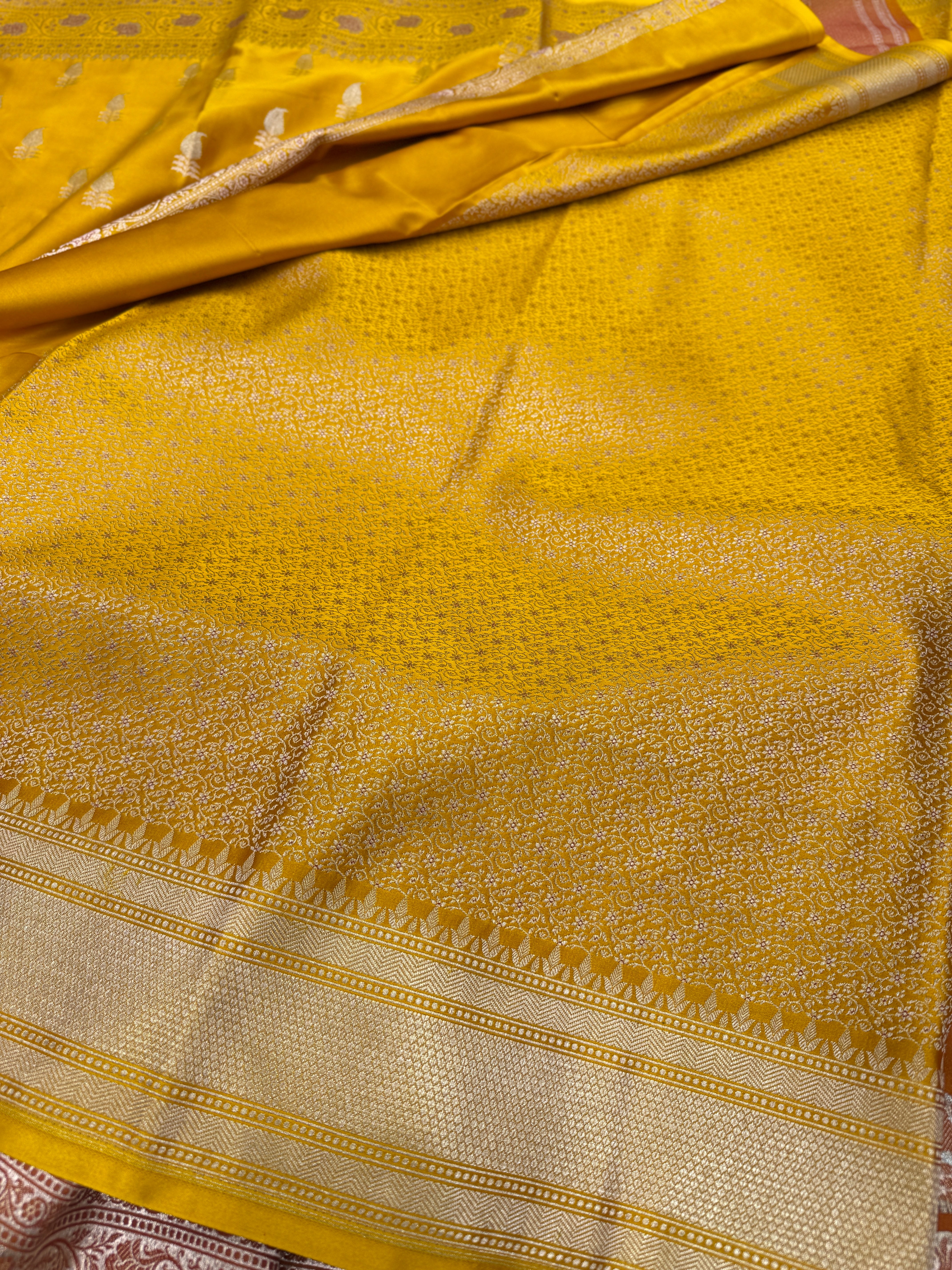 Yellow Banarasi Silk Sona Roopa Buttis Saree