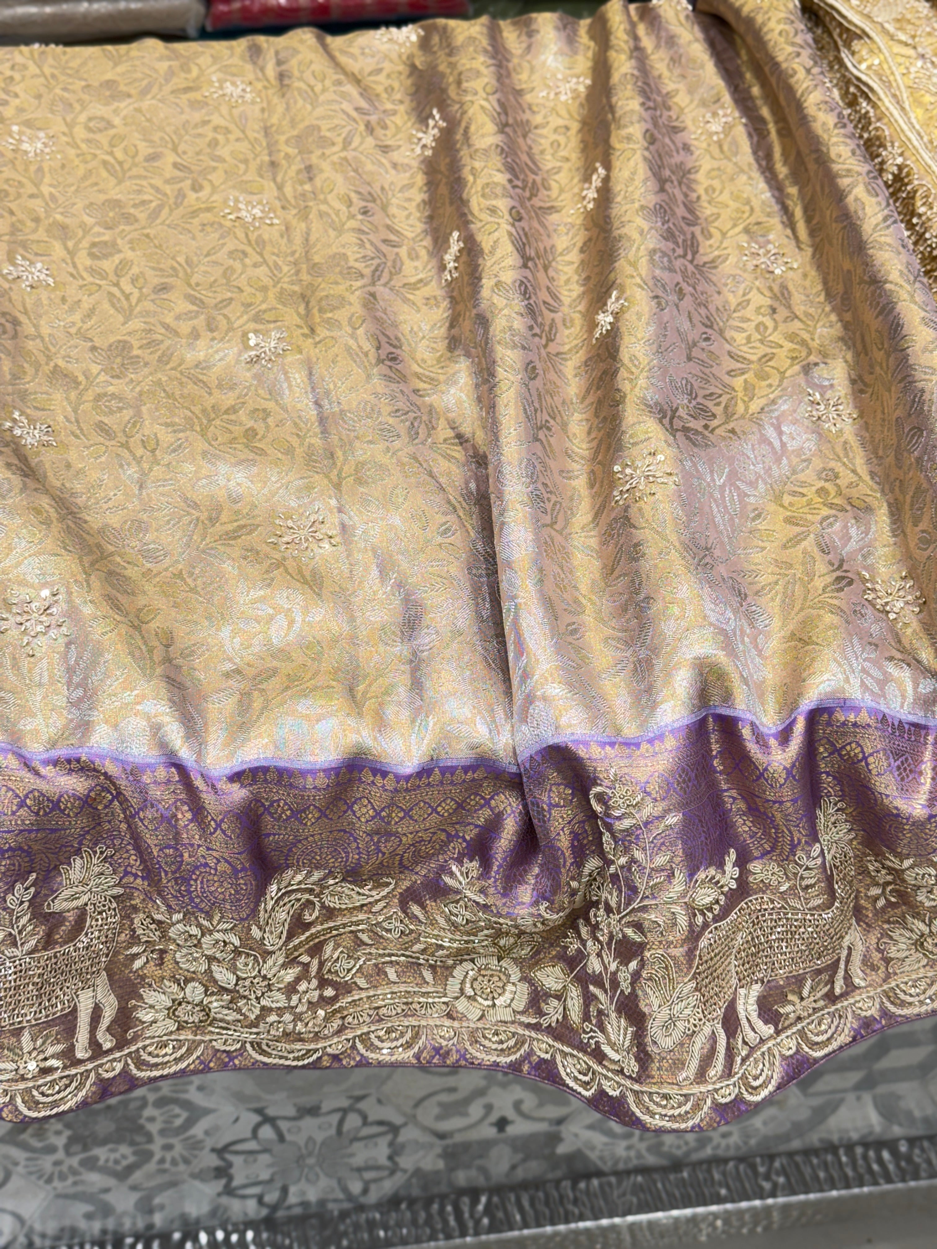 Lilac Kanjivaram Zardosi Figure Hand Embroidery Saree