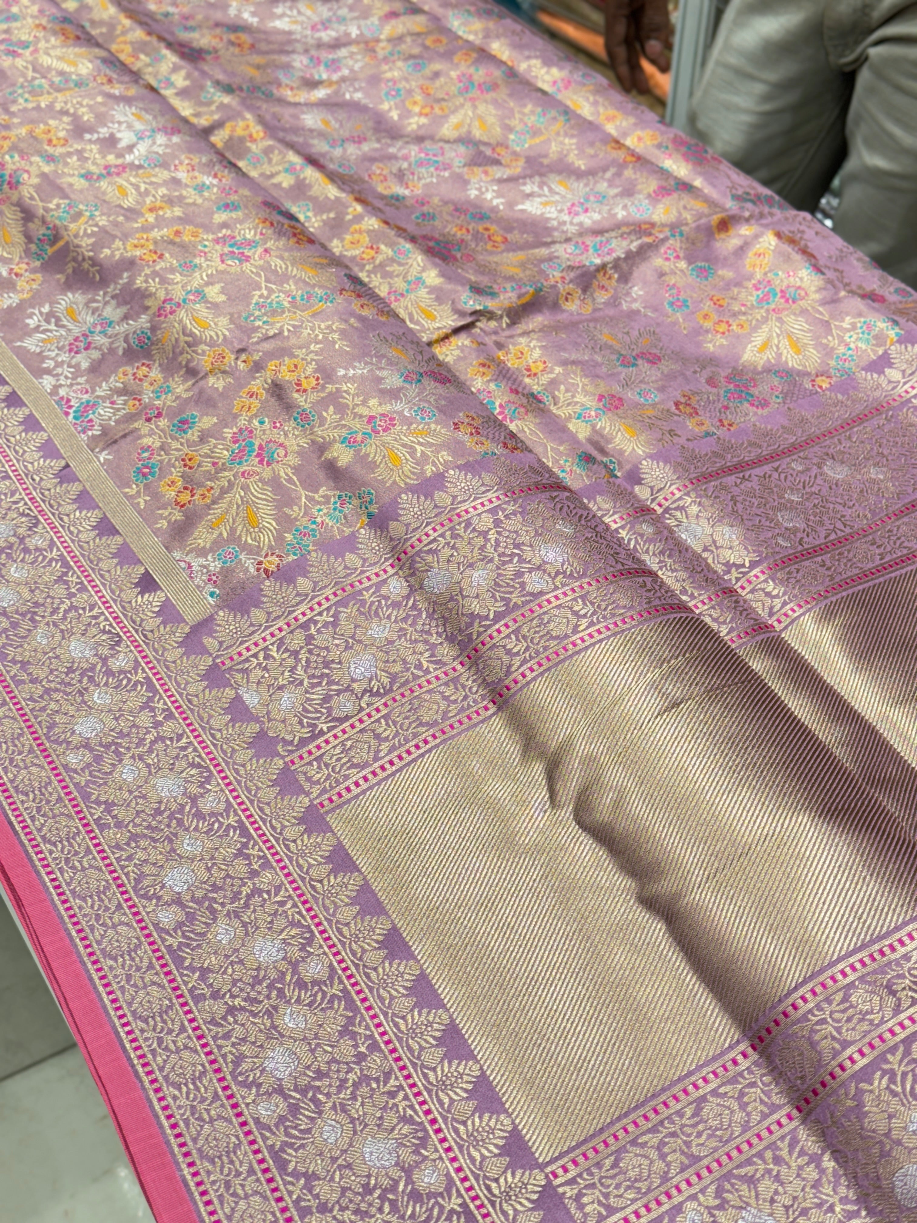 Lilac Meenakari Banarasi Zari Silk Saree