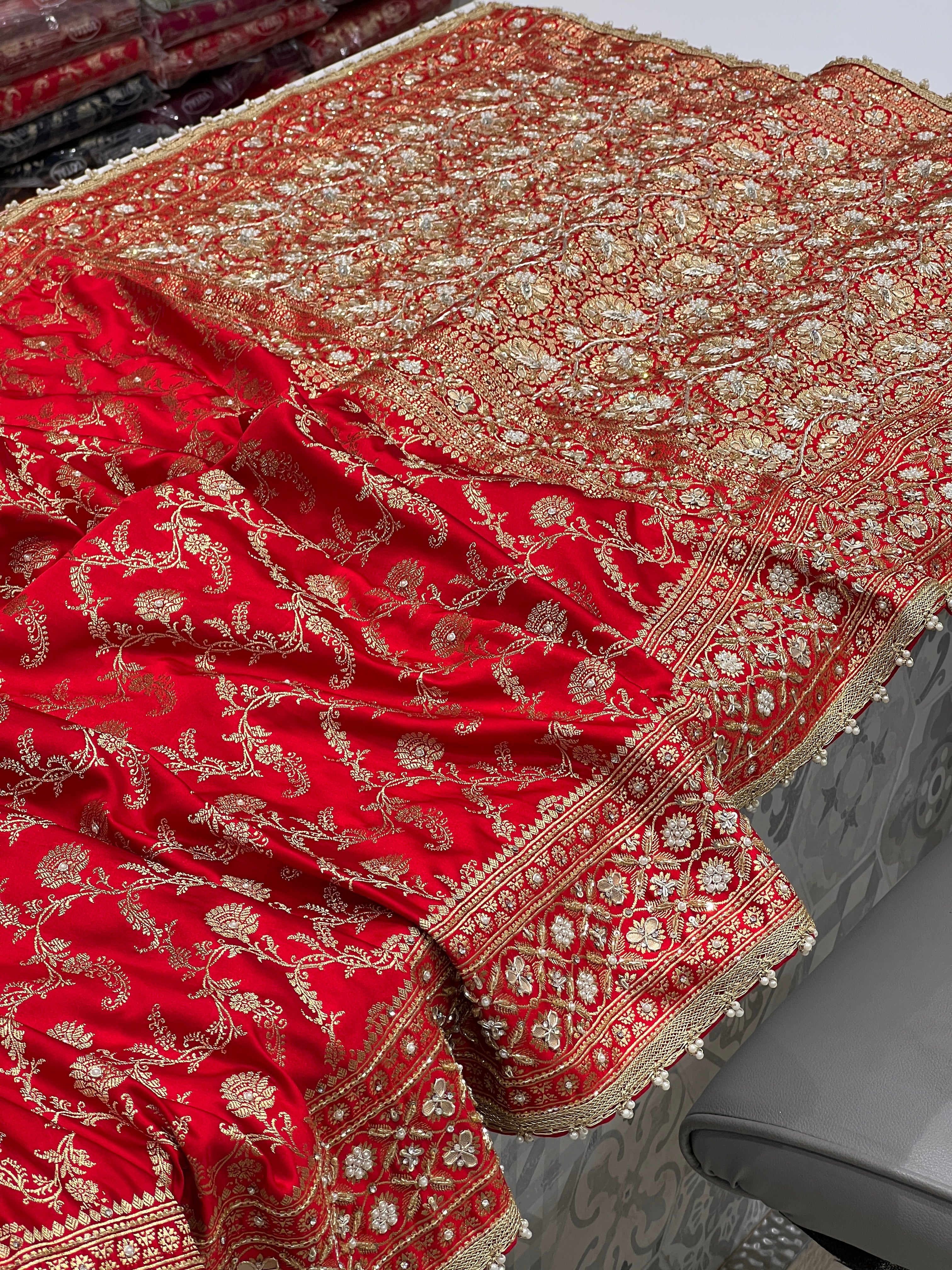 Red Banarasi Silk Leaf Pallu Hand Embroidery Saree