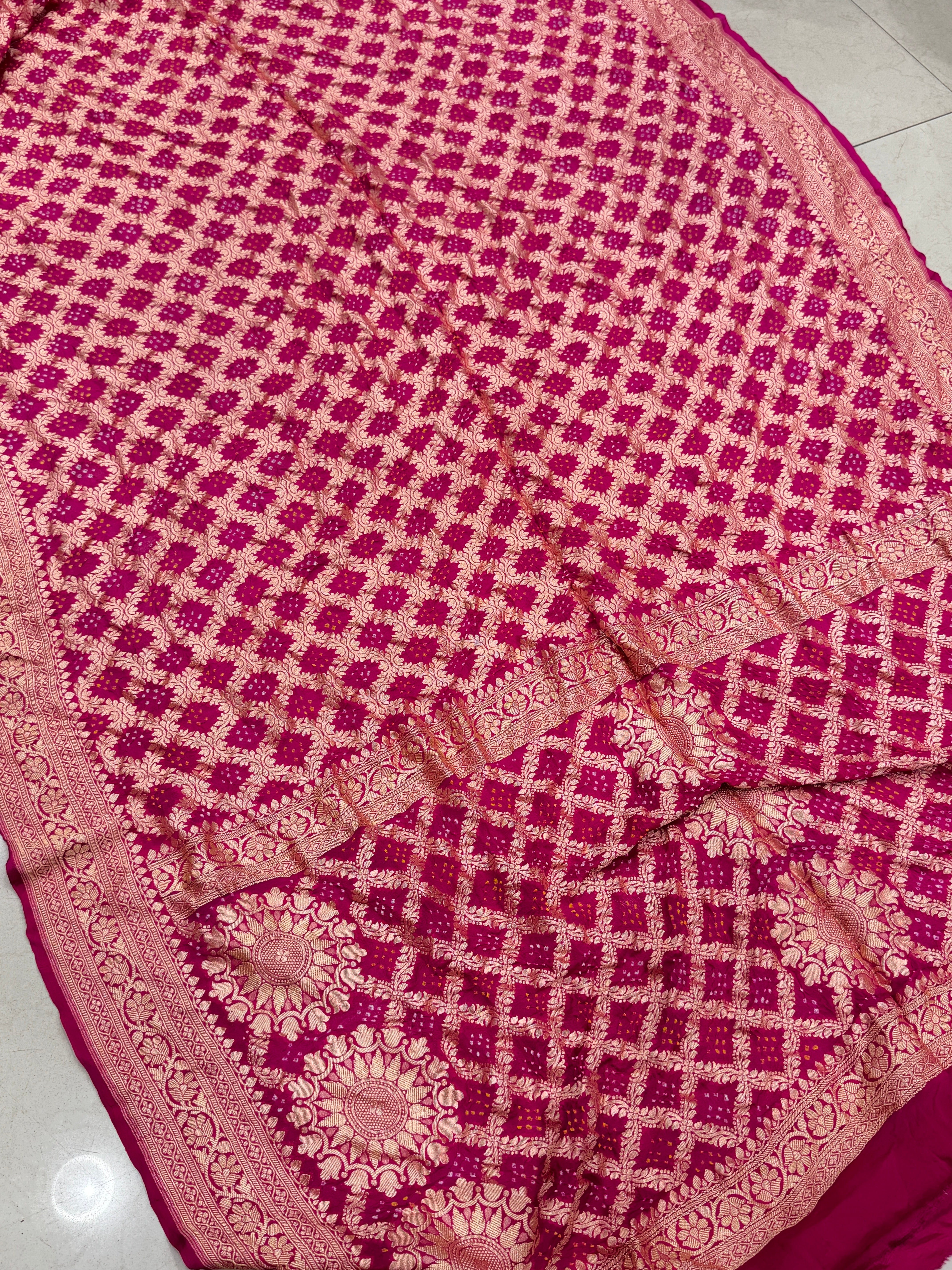 Rani Bandhej Bandhini Saree