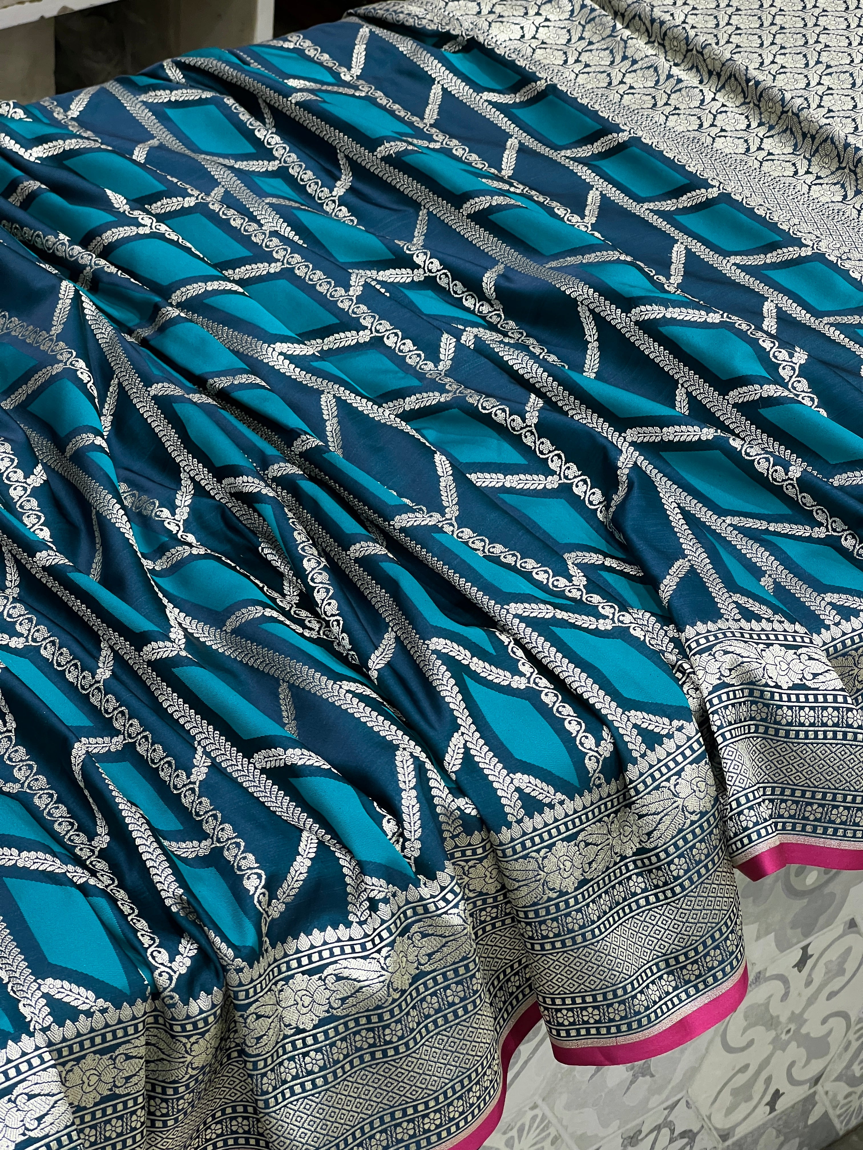 Blue Contemporary Banarasi Silk Saree