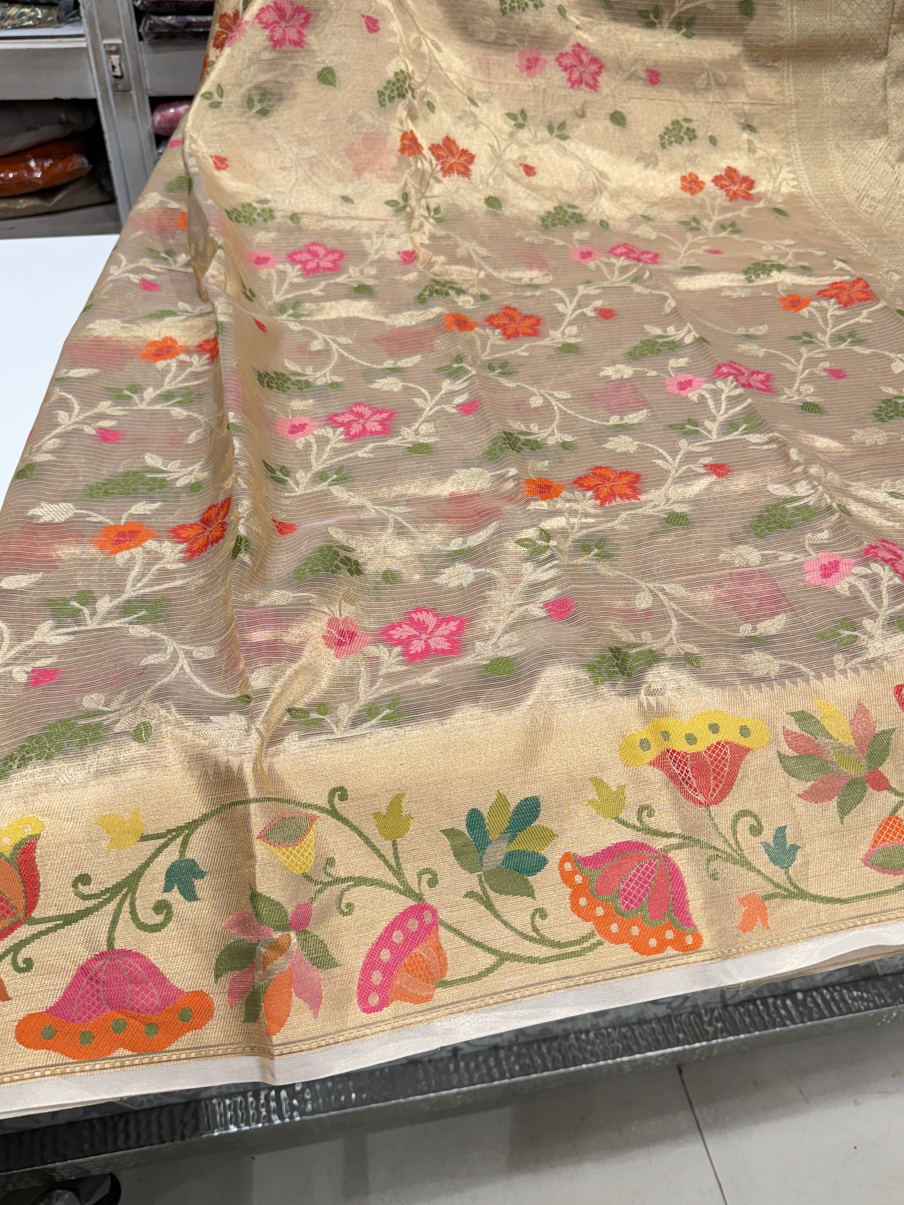 Floral Jaal Double Tissue Zari Kota Saree