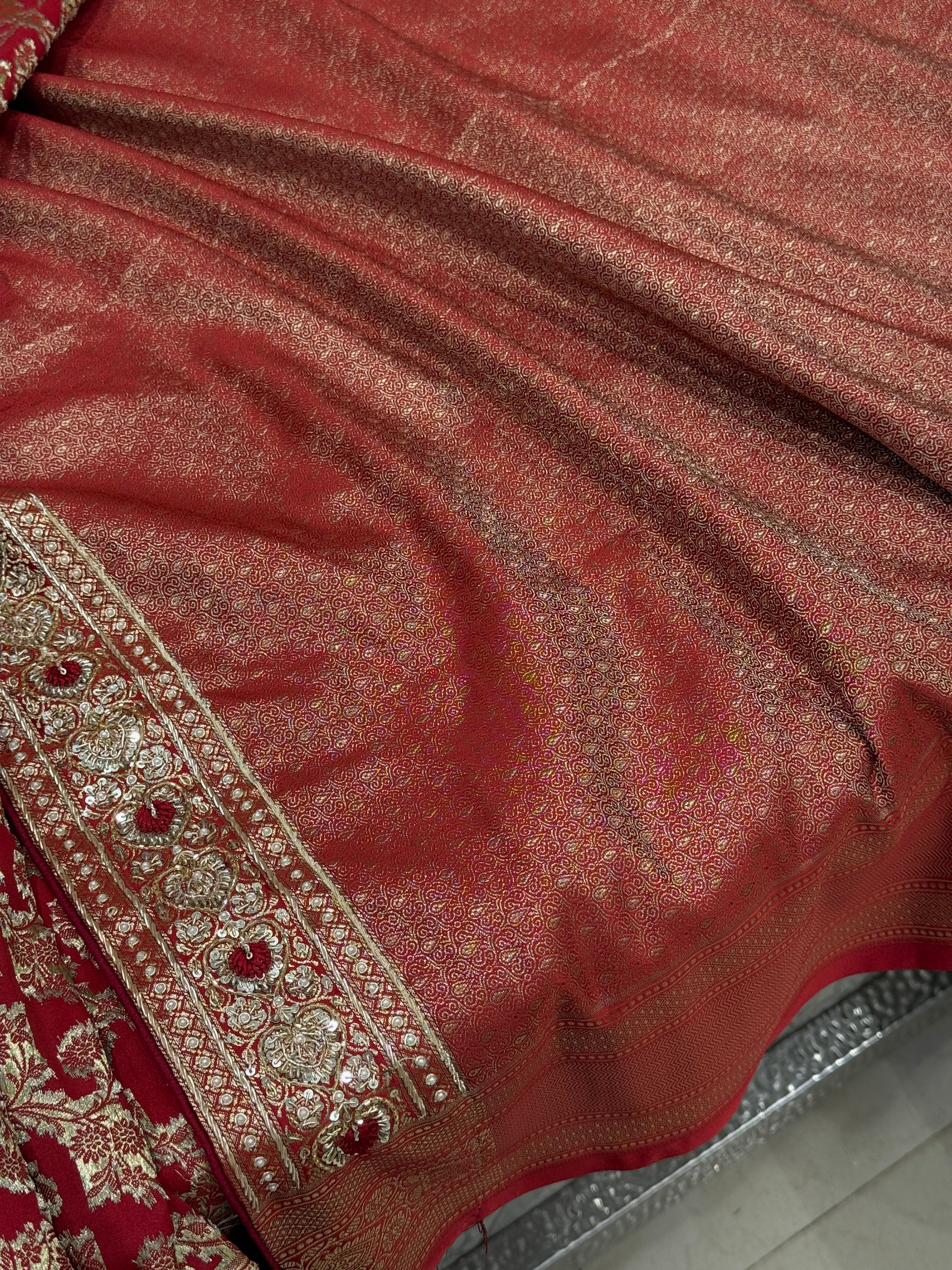 Maroon Banarasi Heart Border Resham 2.0 Zardozi Hand Embroidery Saree