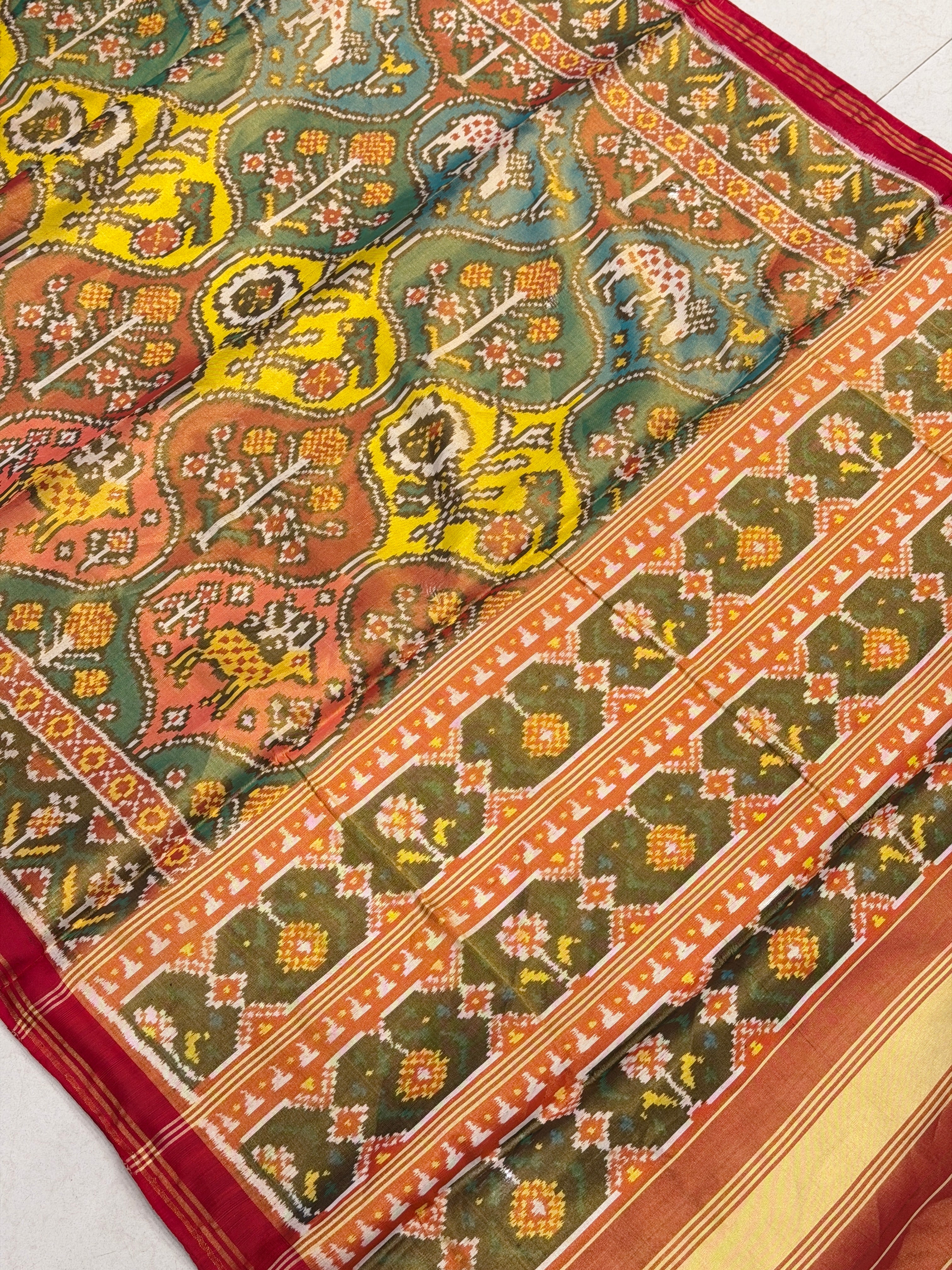 Contemporary Chhabdi Tissue Handloom Patan Patola Ikat Saree