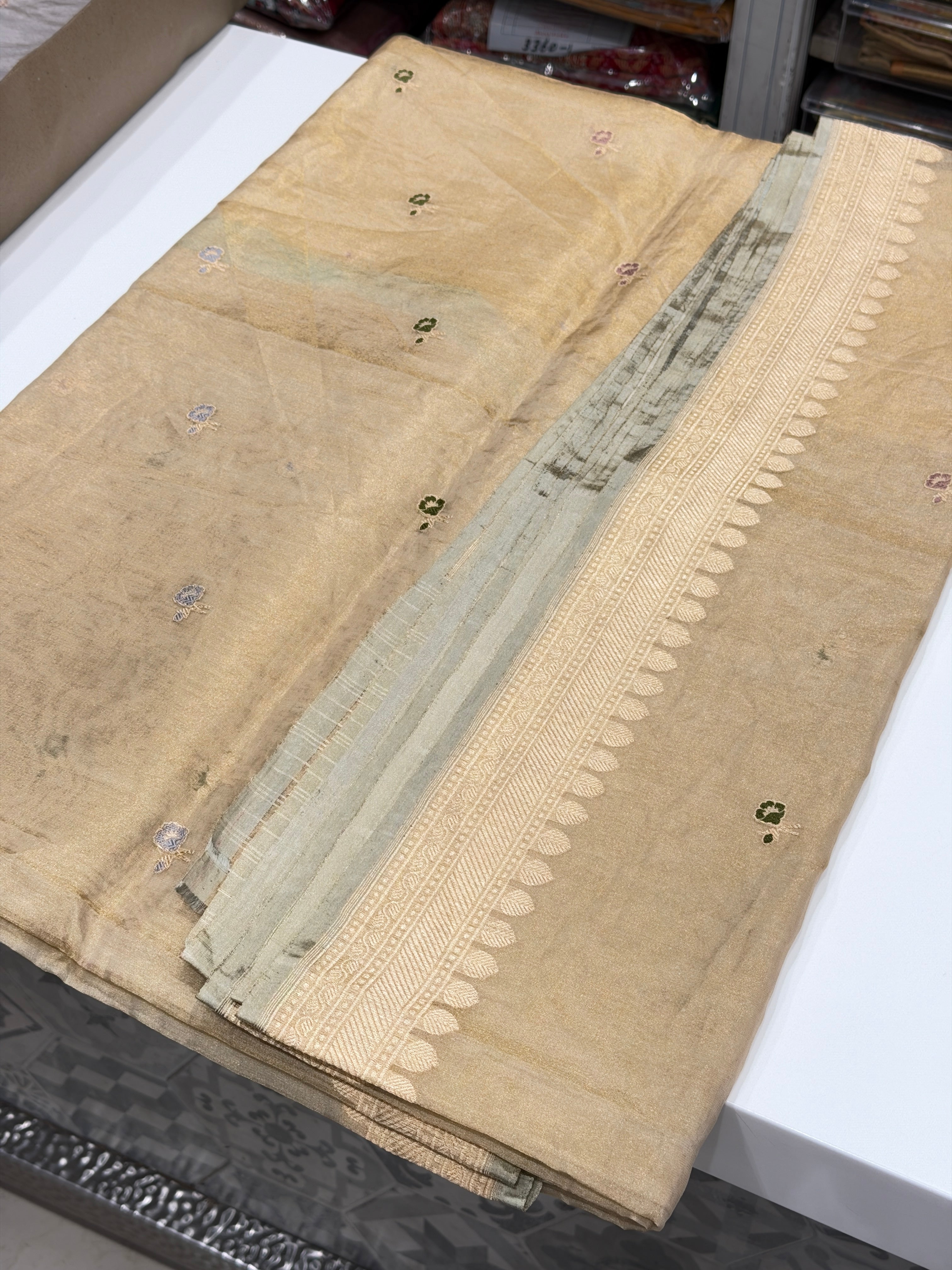 Beige Gold Tissue Banarasi Handloom Kadwa Buttis Saree