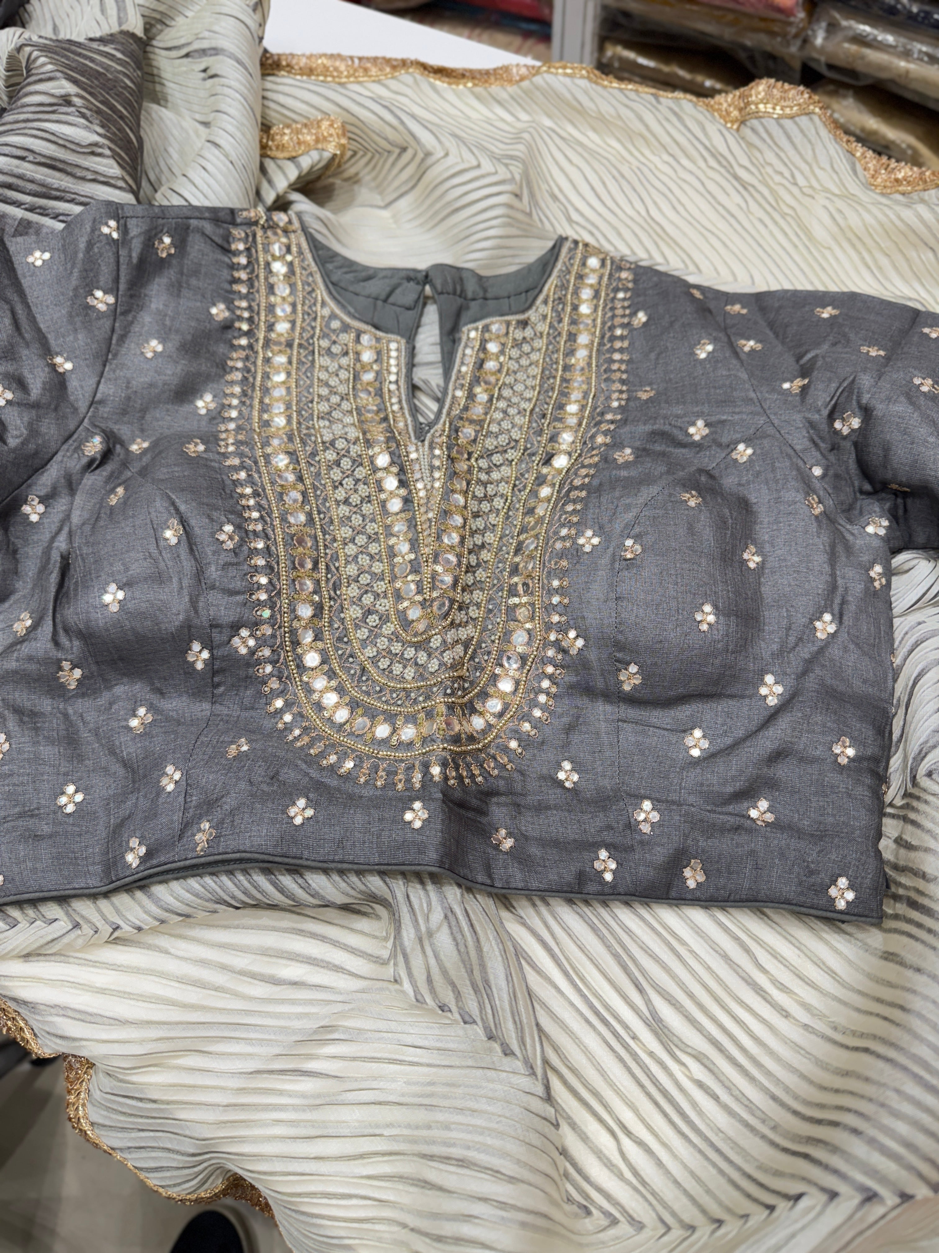 Grey Pure Tussor Crushed Pallu Ready Blouse Saree