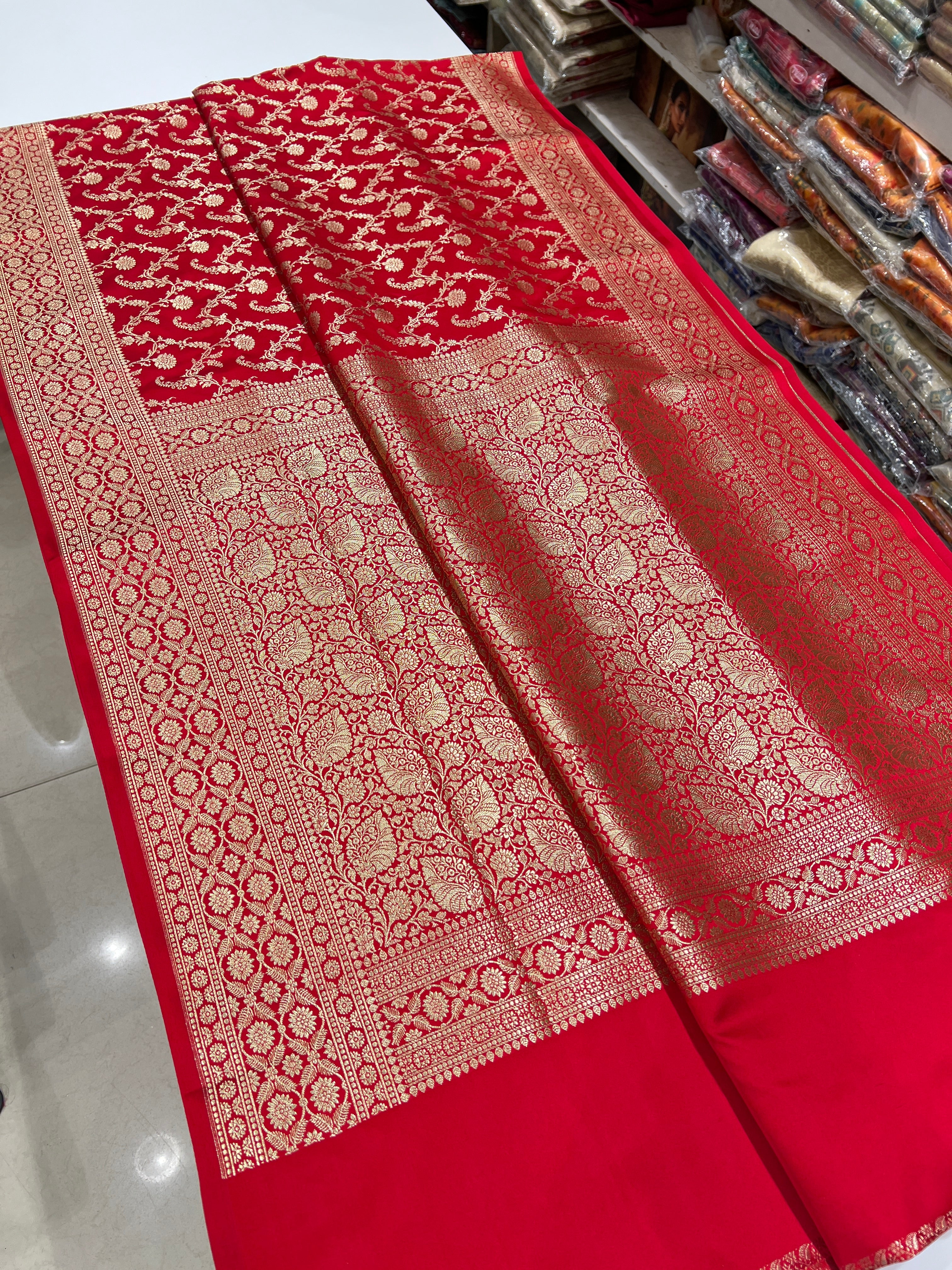 Red Banarasi Silk Leaf Pallu Saree