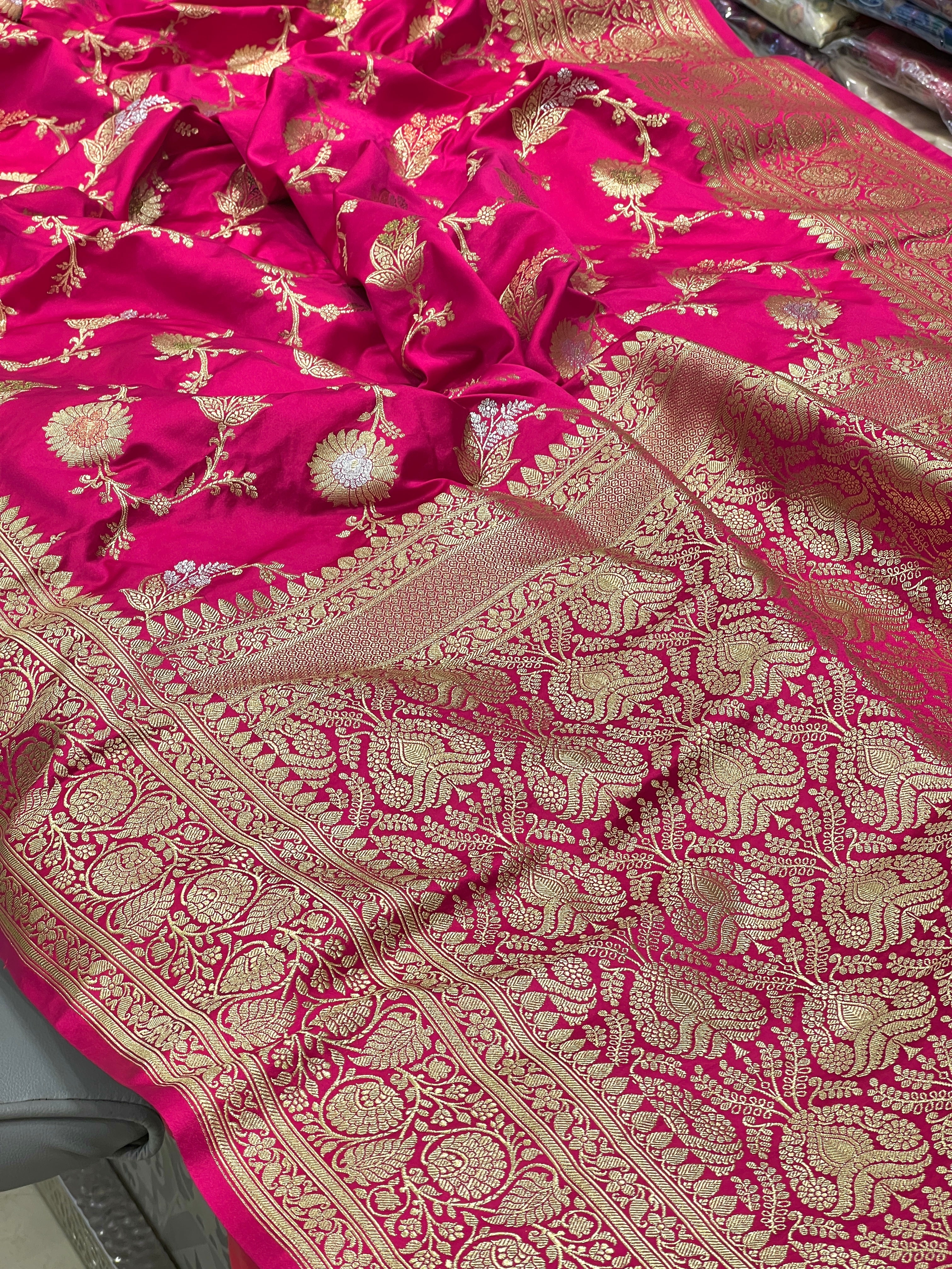 Rani Banarasi Meena Flower Jaal Saree