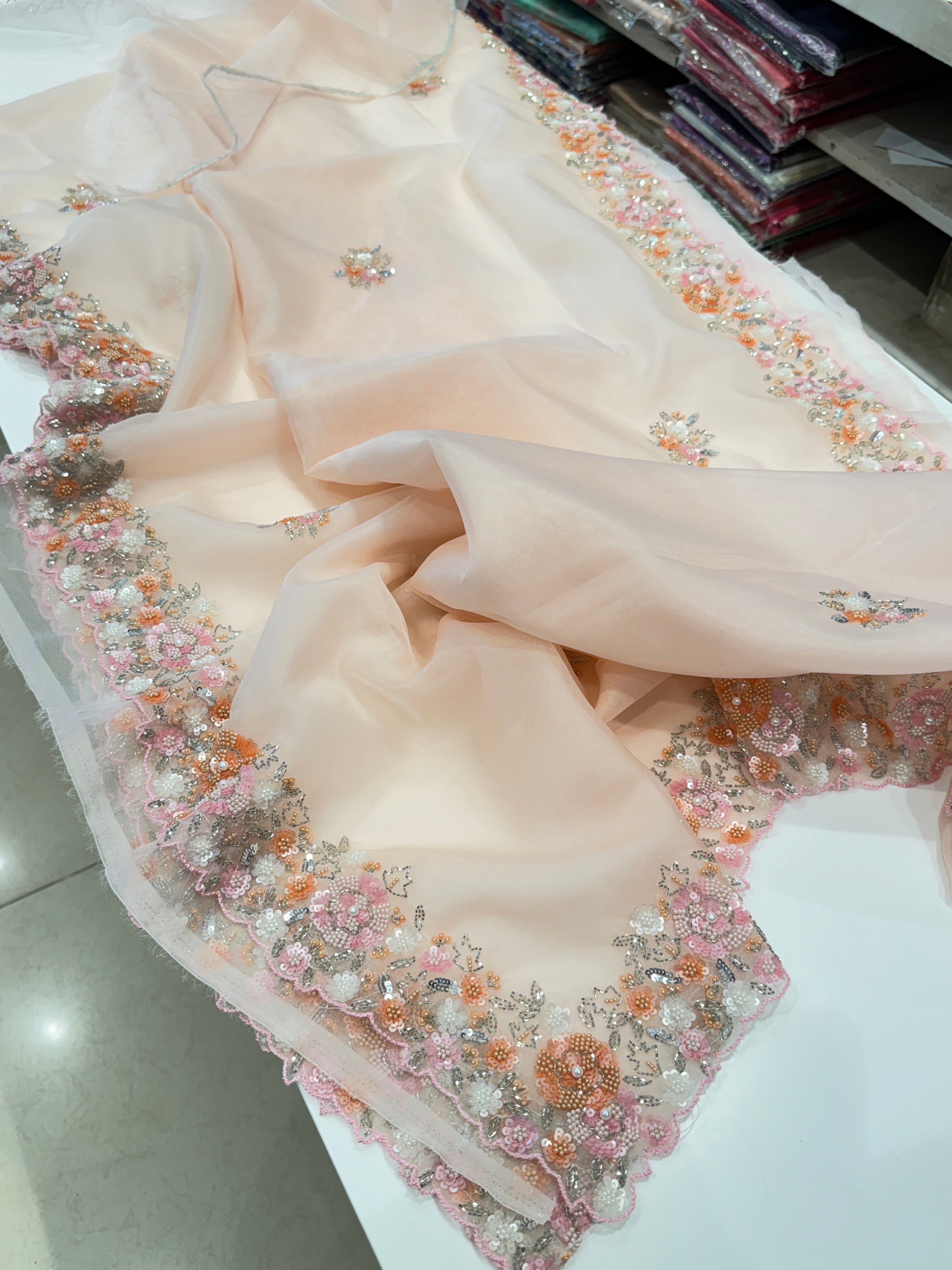 Water Pink Organza Knot Embroidery Motis