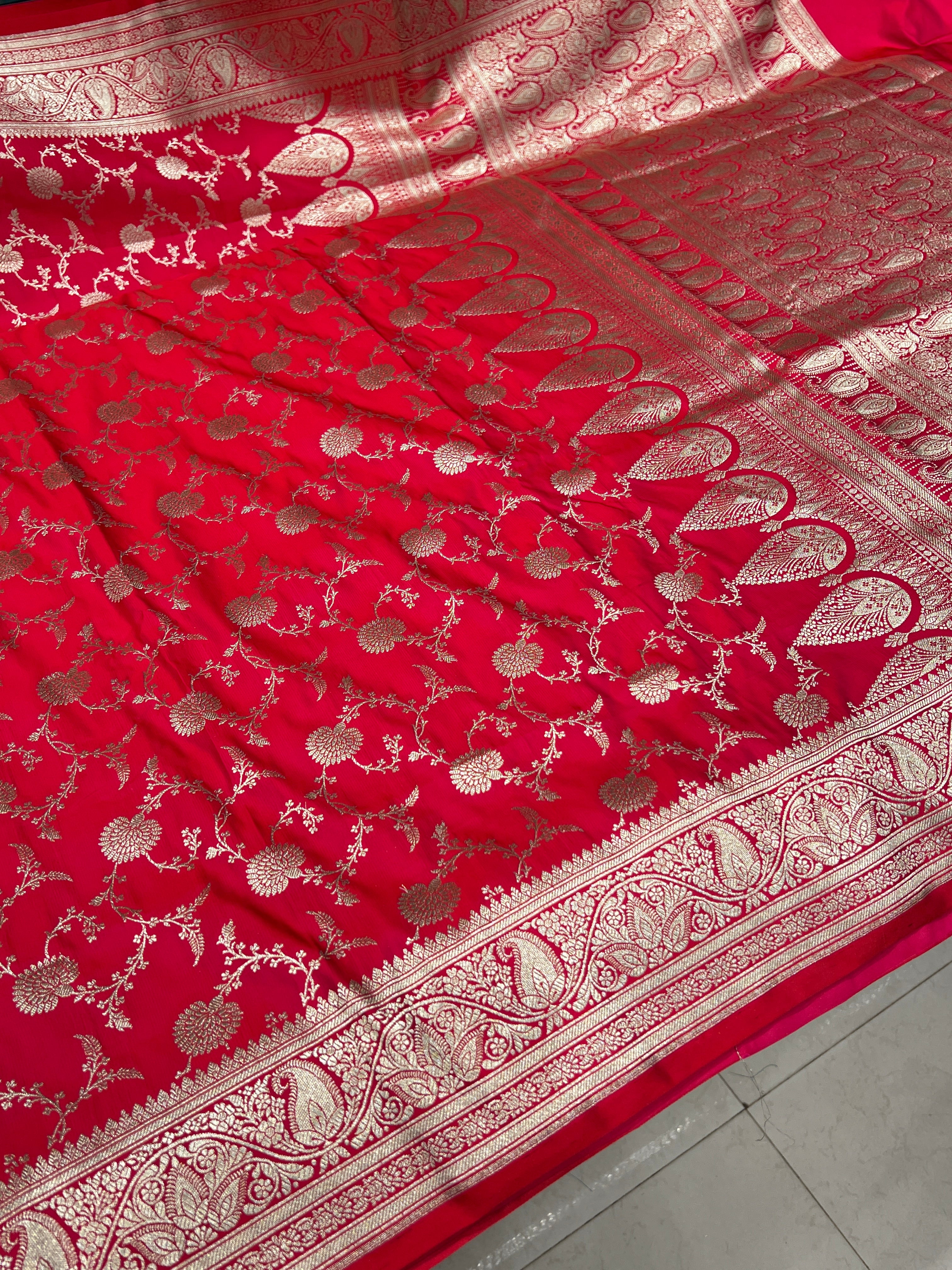 Reddish Pink Banarasi Floral Silk Saree