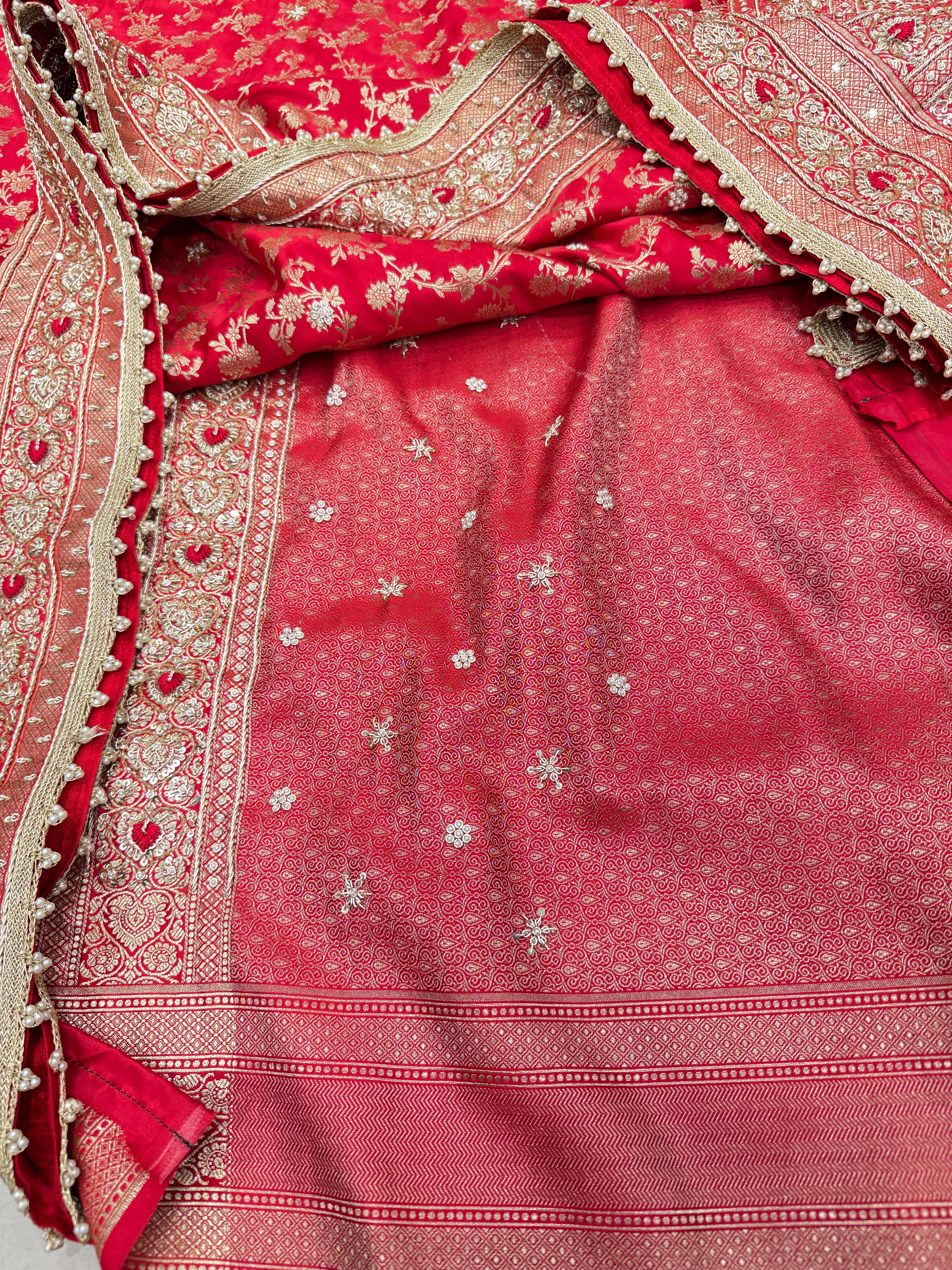 Red Banarasi Silk Resham Zardosi Heart Border Embroidery Saree