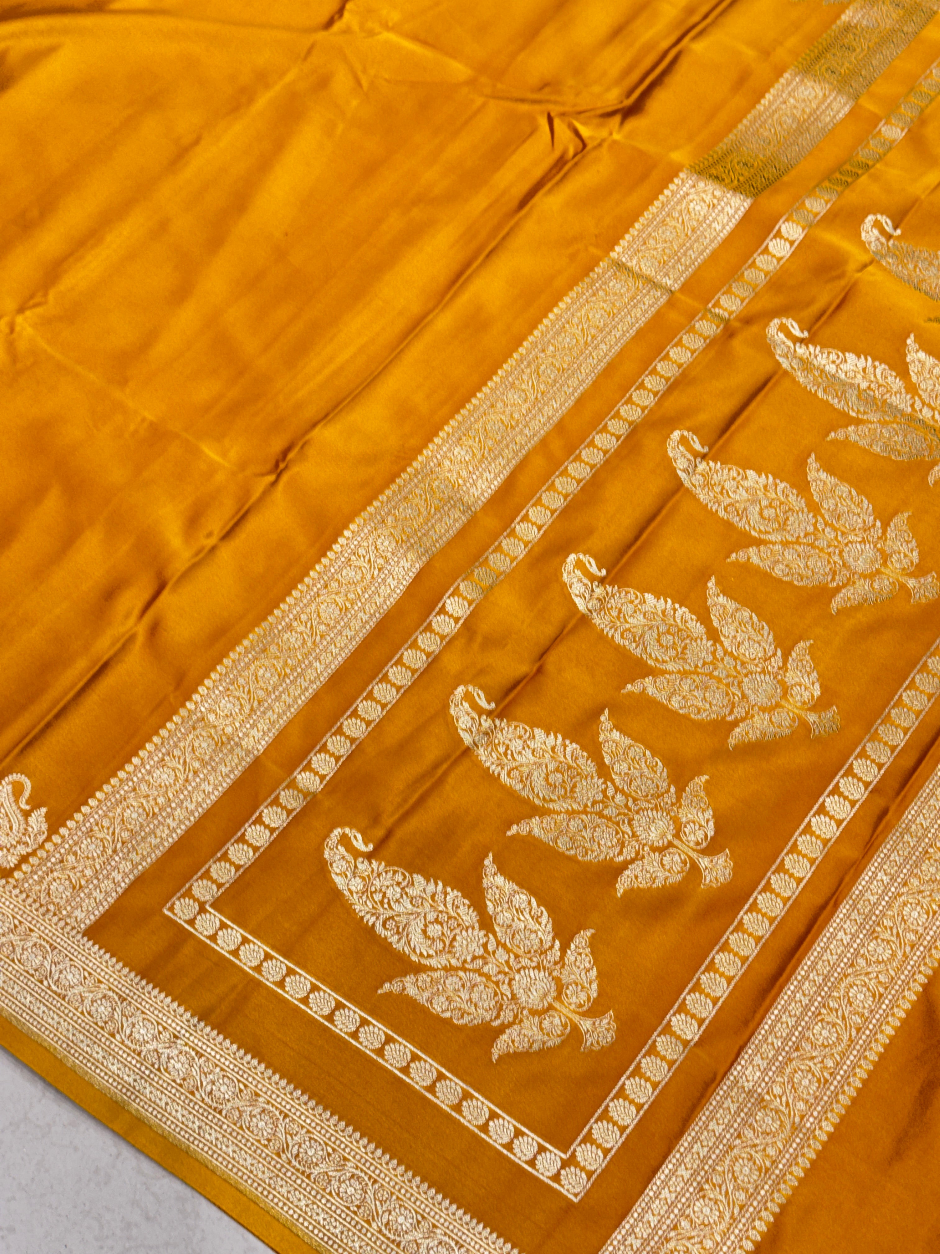 Mustard Yellow Banarasi Silk Plain Small Border Saree
