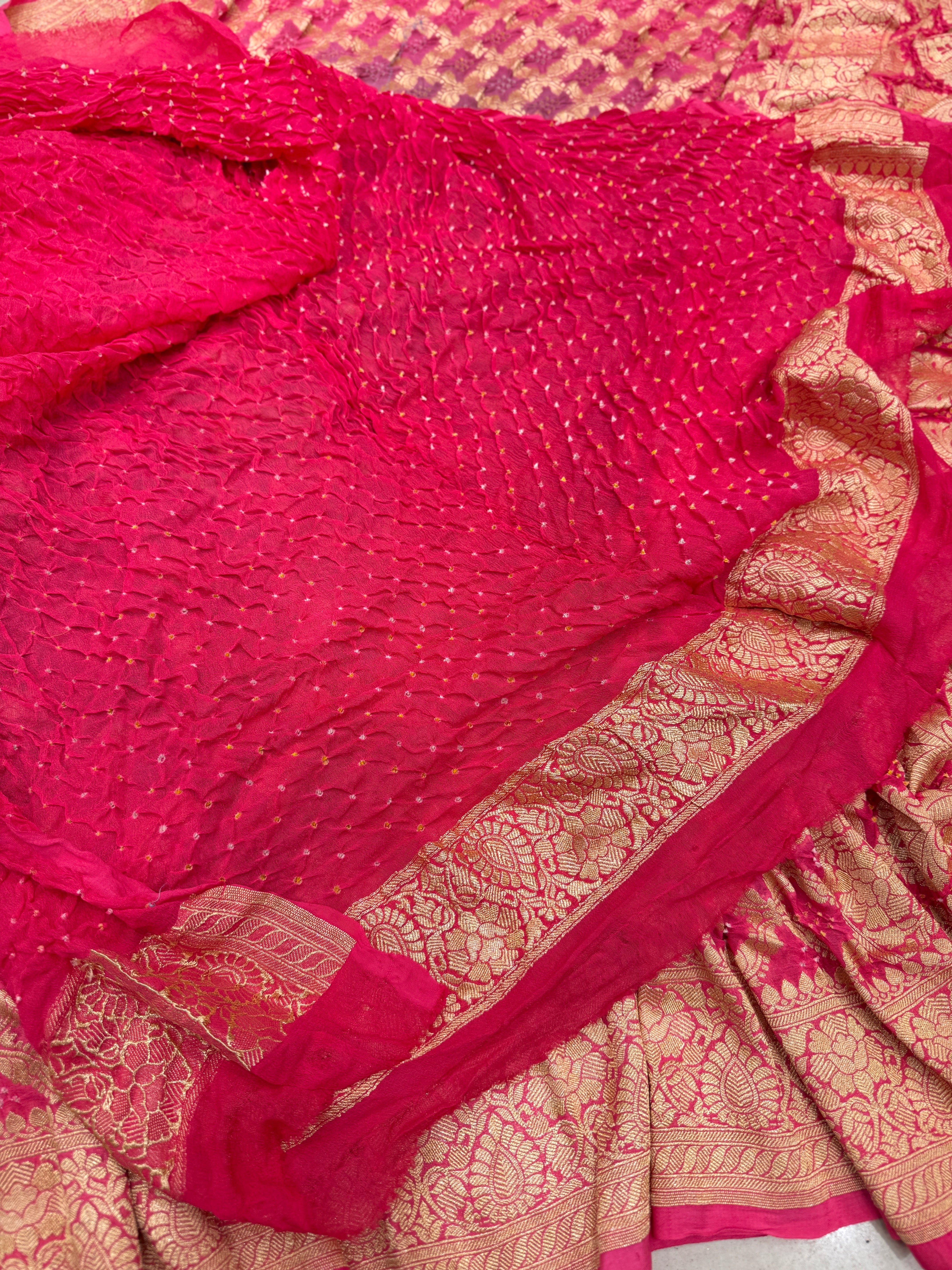 Alia Bhatt Inspired Leaf Border Bandhej Bandhini Saree