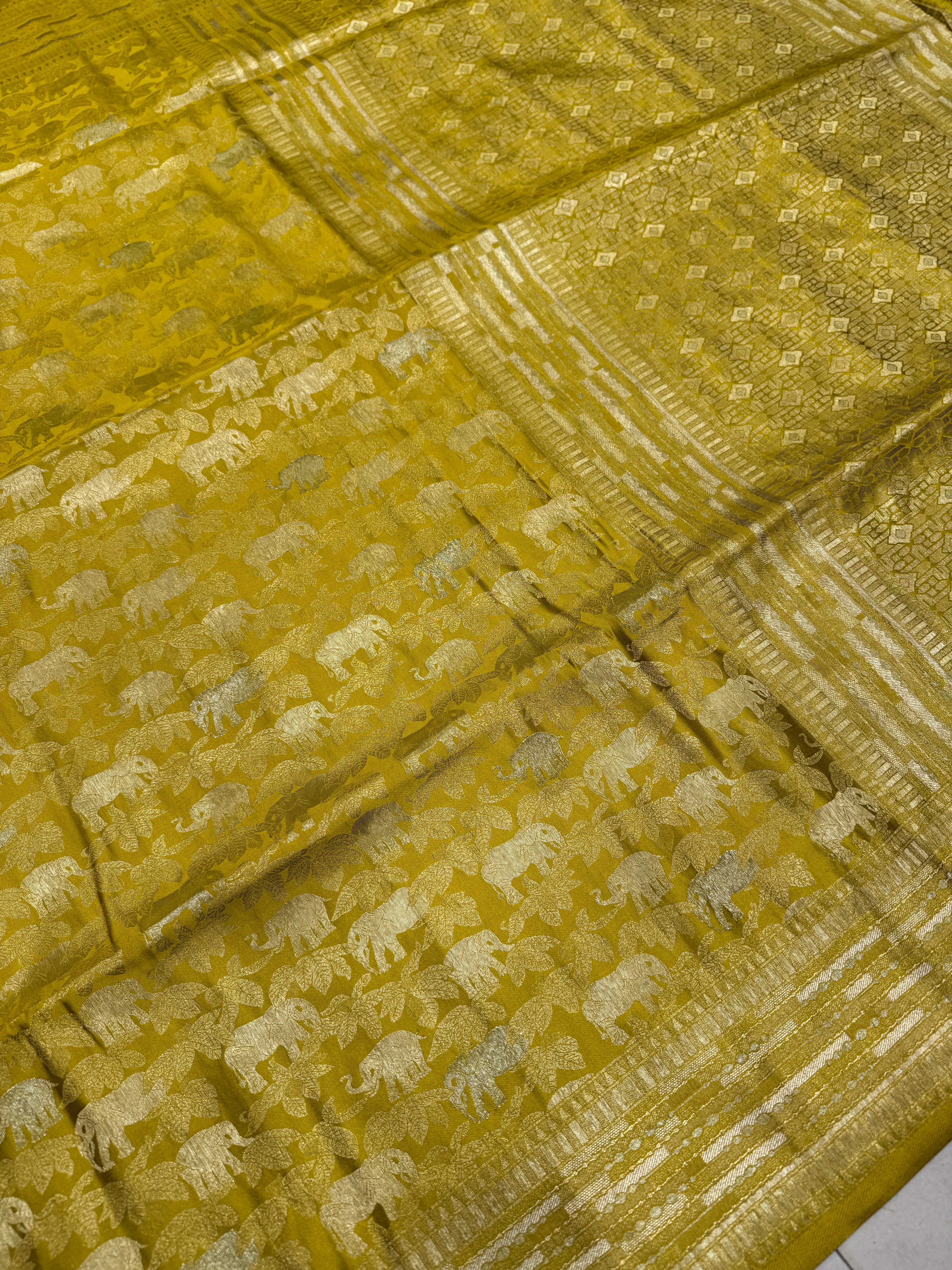 Mehendi Green Banarasi Soft Silk Semi Elephant Motif Saree