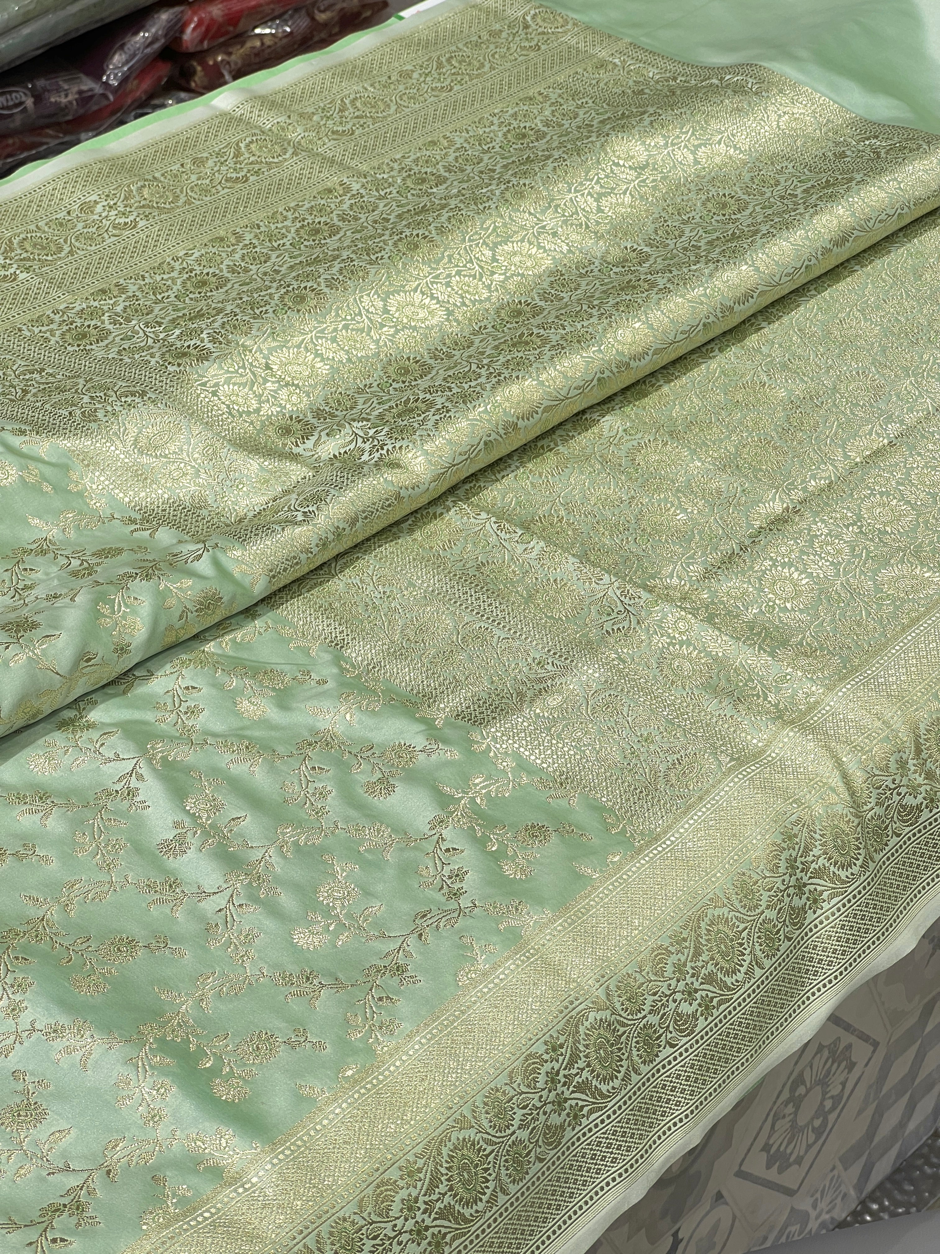 Light Pista Green Banarasi Flower Border Saree