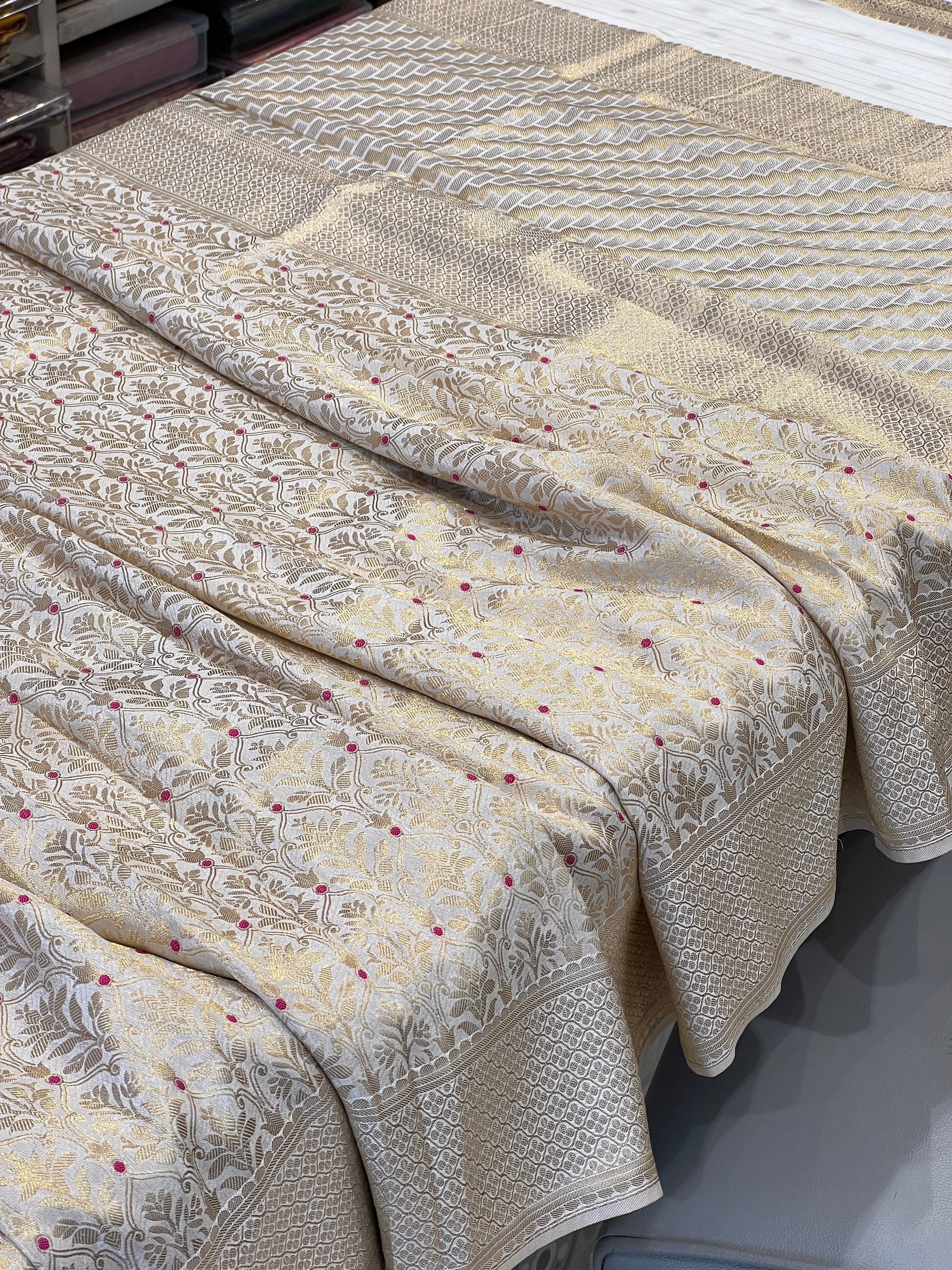 Golden Banarasi Crepe Tissue Silk Saree