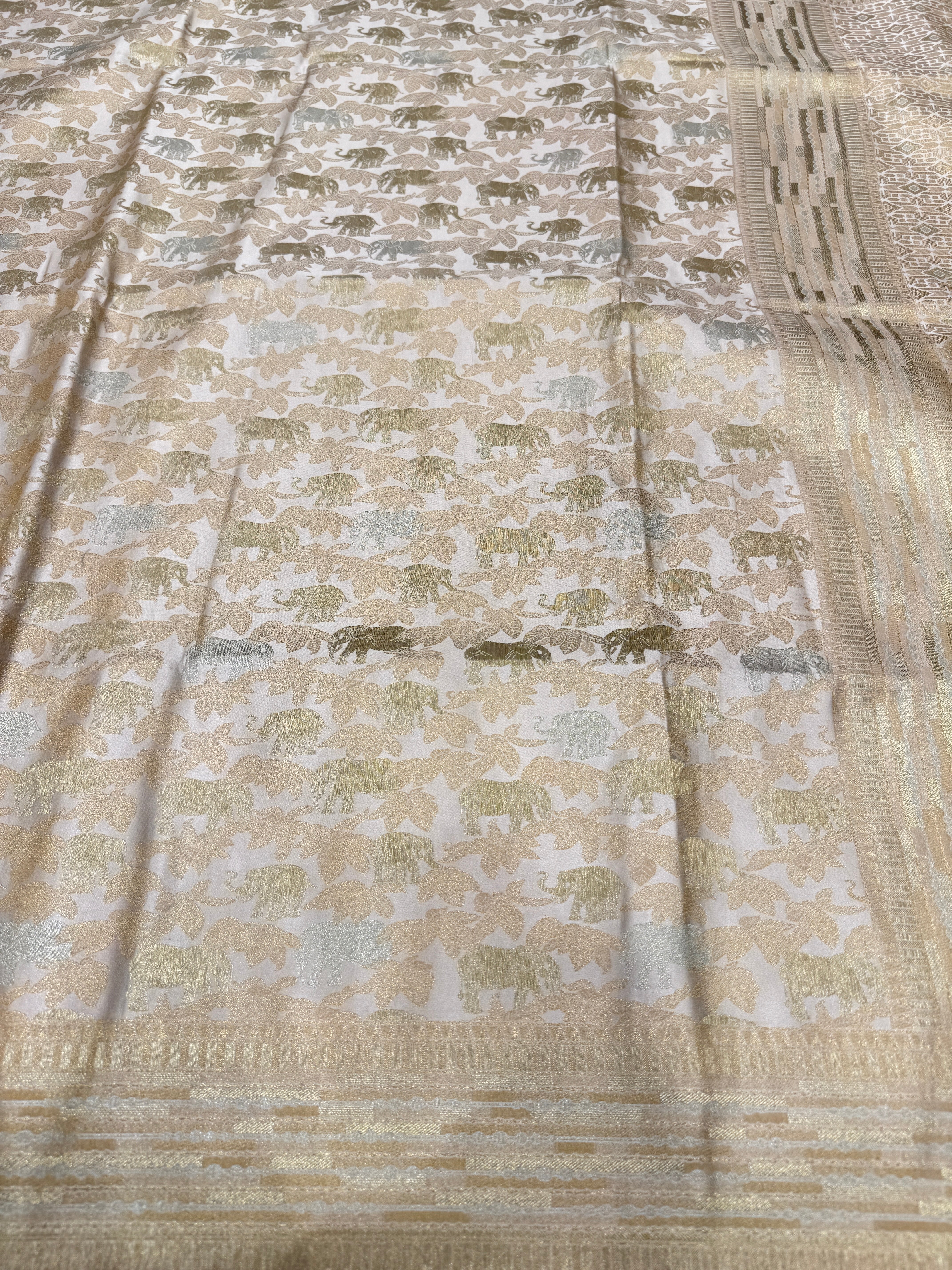 White Banarasi Soft Silk Semi Elephant Motif Saree