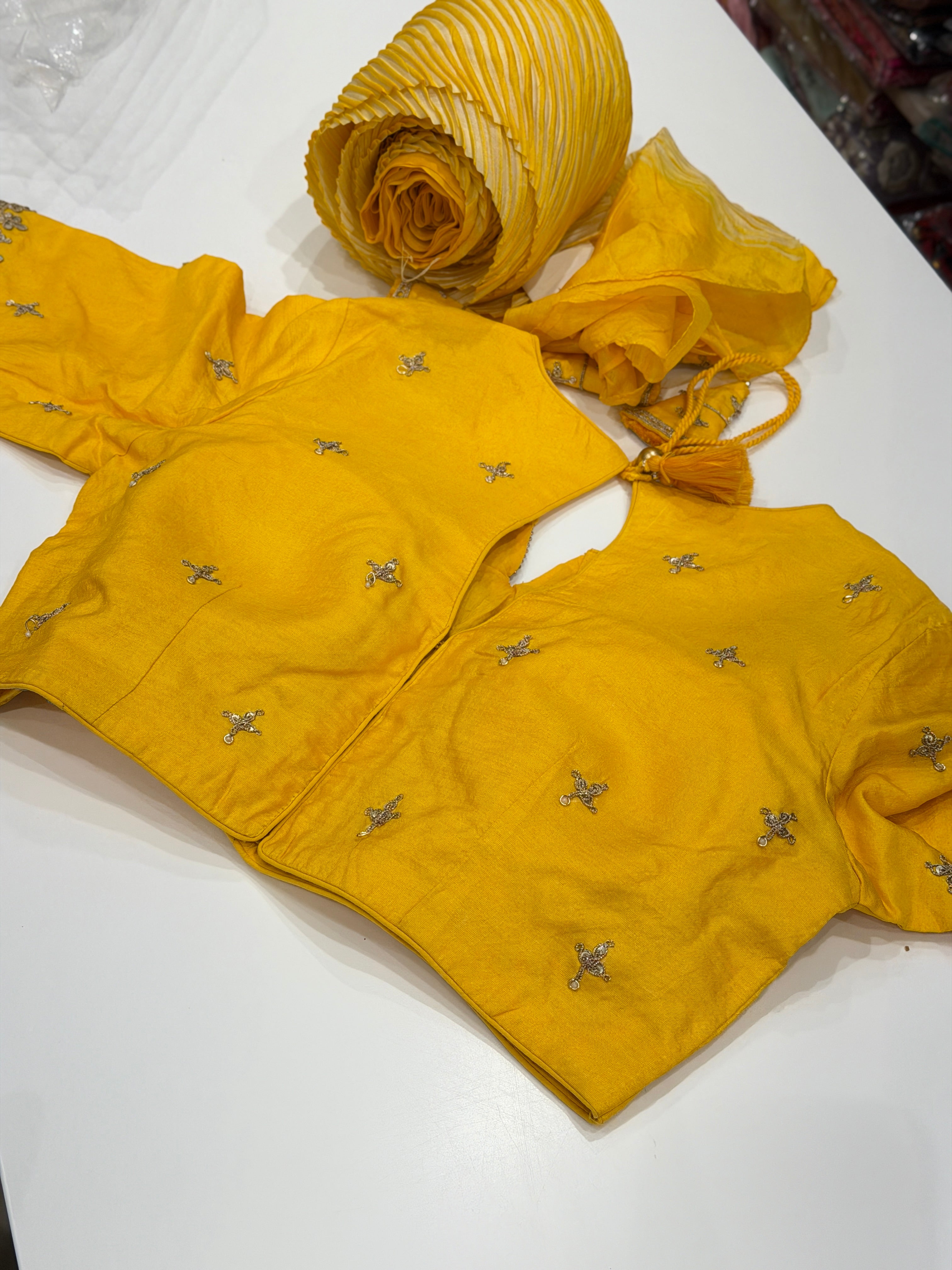 Yellow Crushed Tussor Arashi Shibori Dye with Marodi Embroidery Ready Blouse Saree
