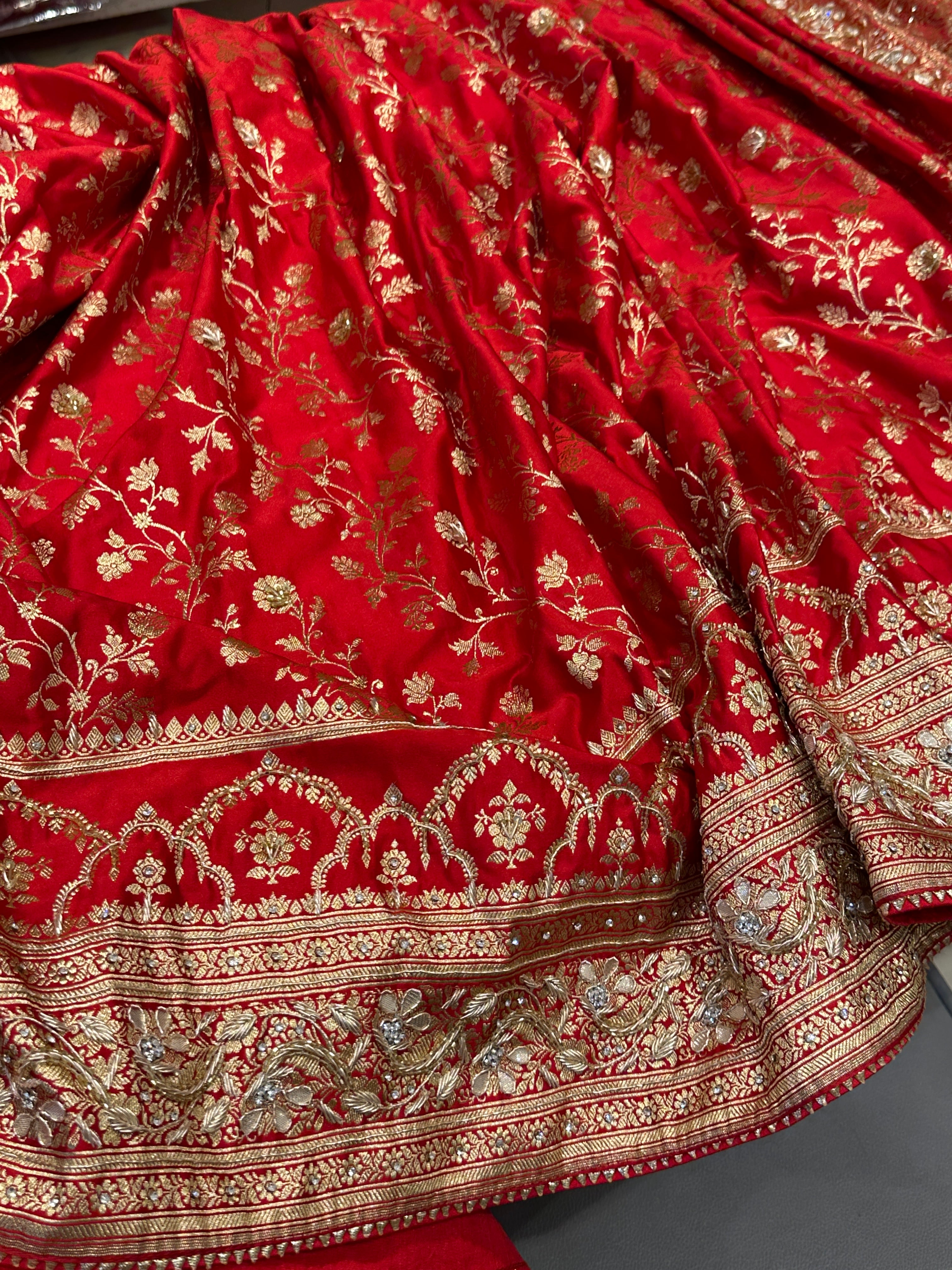 Red Banarasi Crown Border Zardozi Hand Embroidery