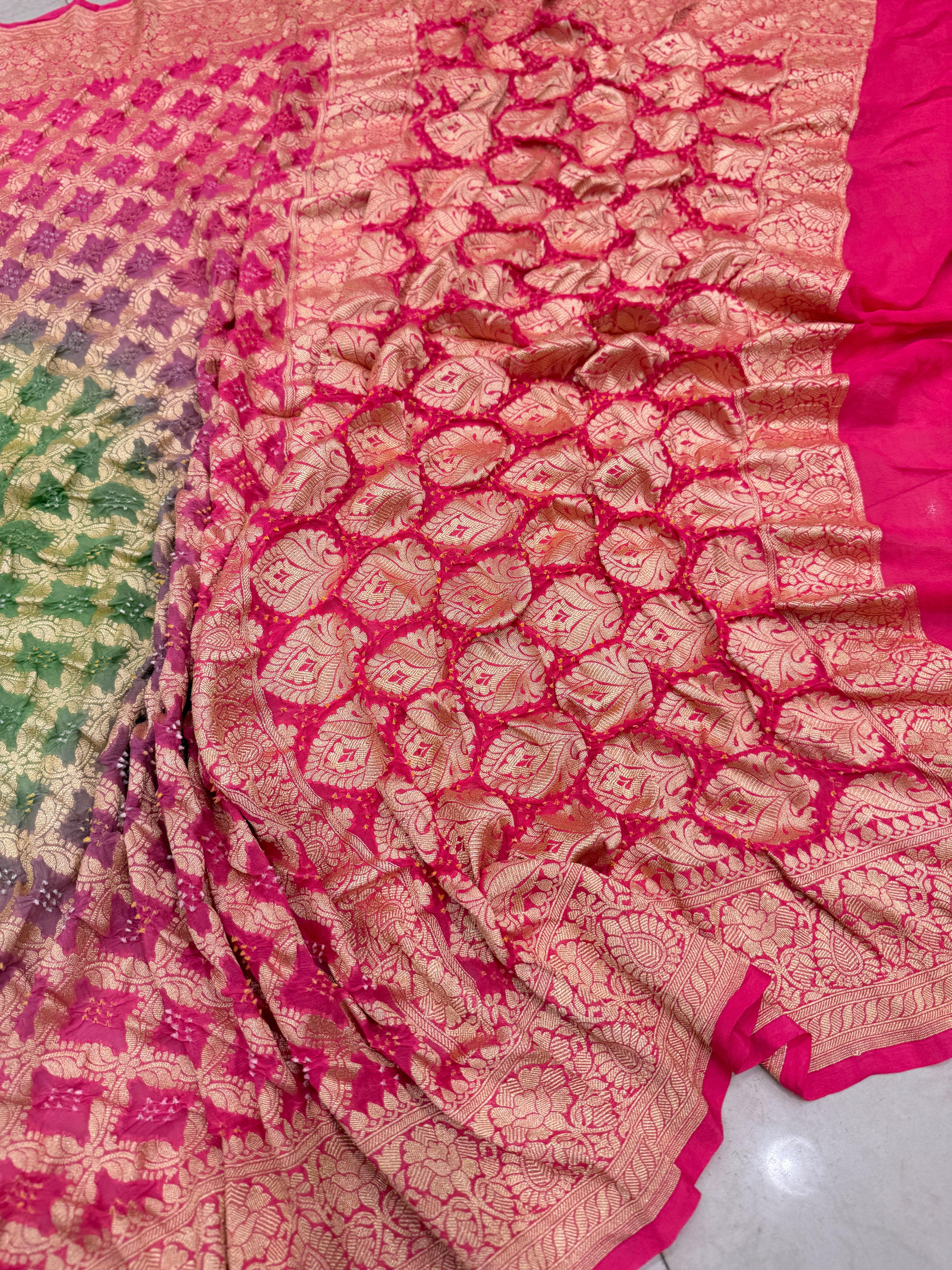 Alia Bhatt Inspired Leaf Border Bandhej Bandhini Saree