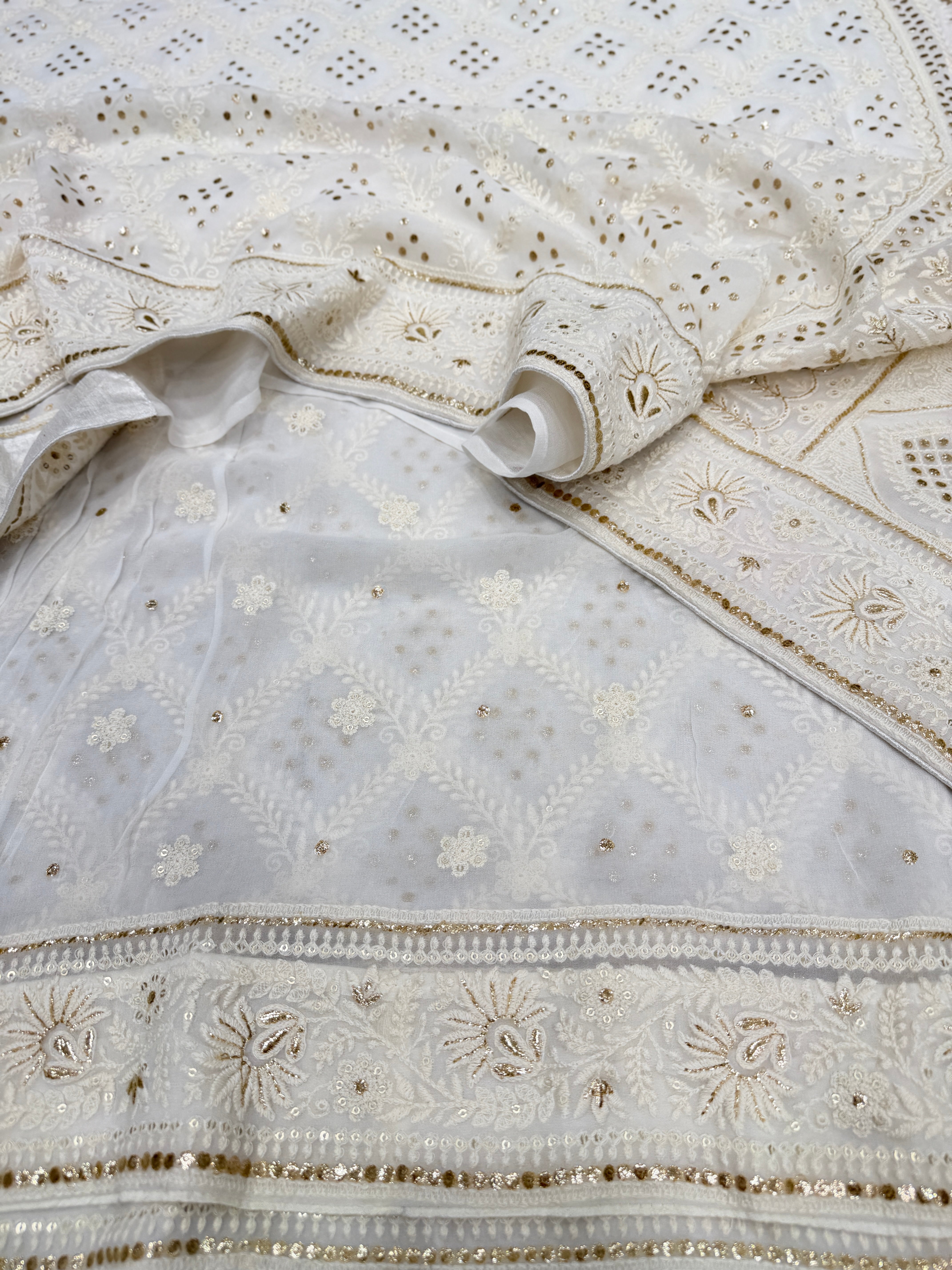 Moti White Georgette Badla Embroidery Chikankari Resham Saree