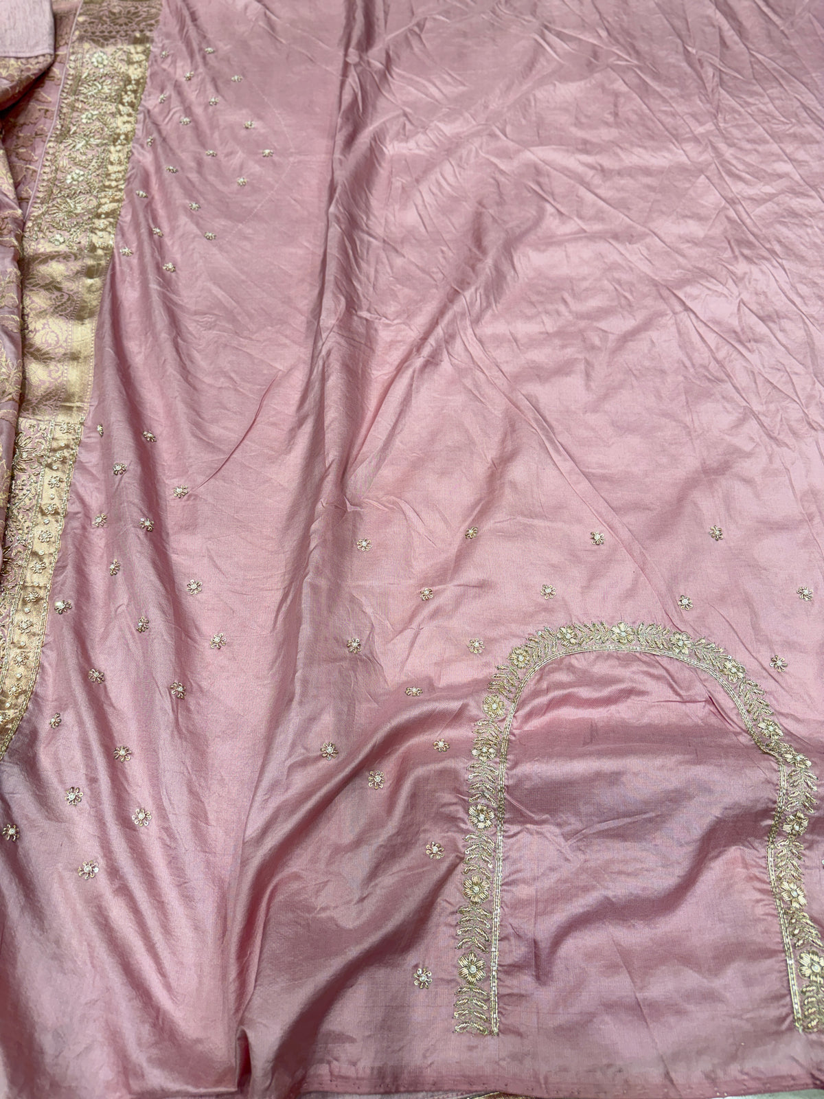 Lilac Pink Jaal Handloom Banarasi Katan Silk Zardosi Hand Embroidery Saree