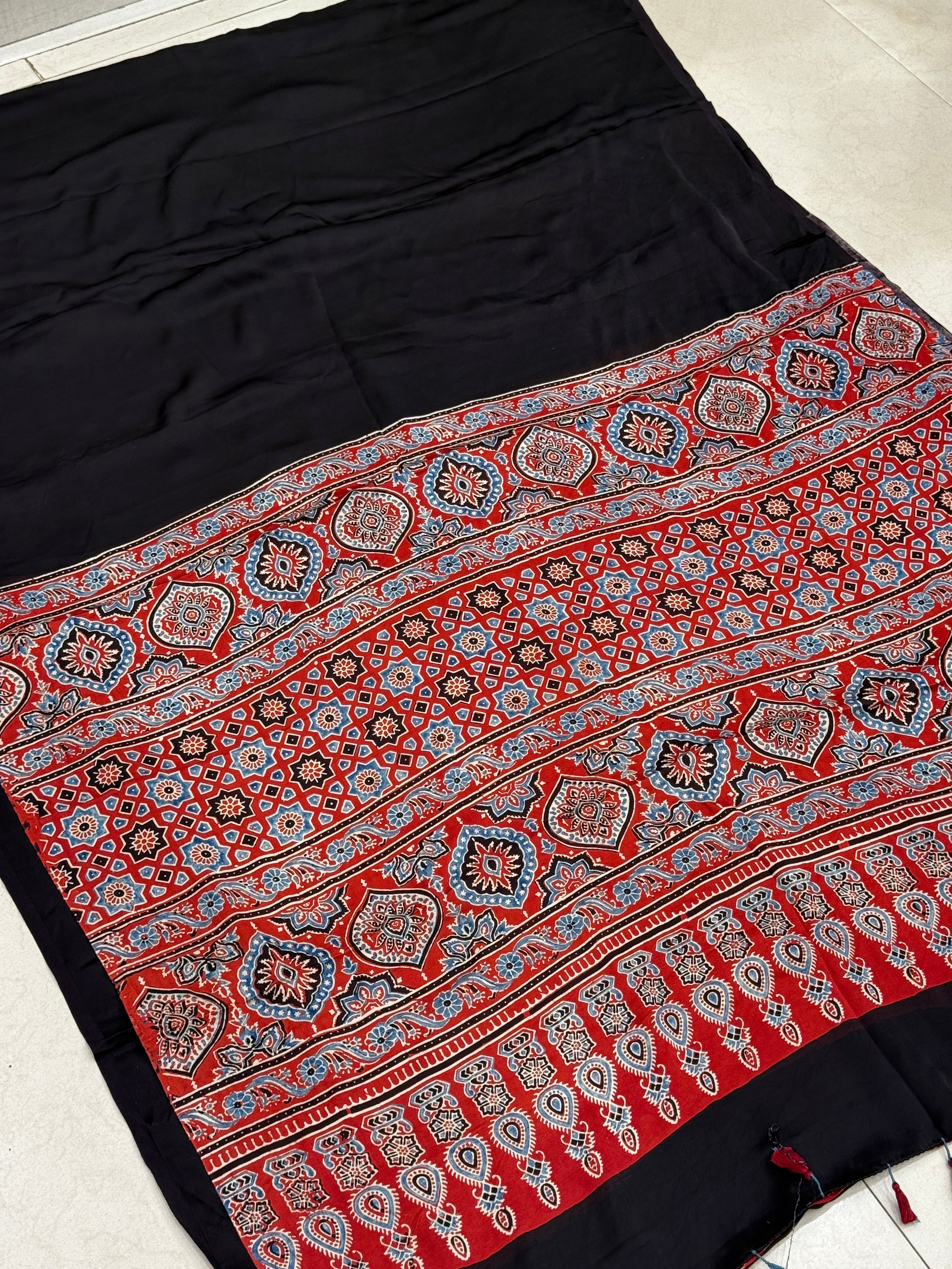 Black Red Pallu Plain Modal Gajji Silk Ajrakh Saree