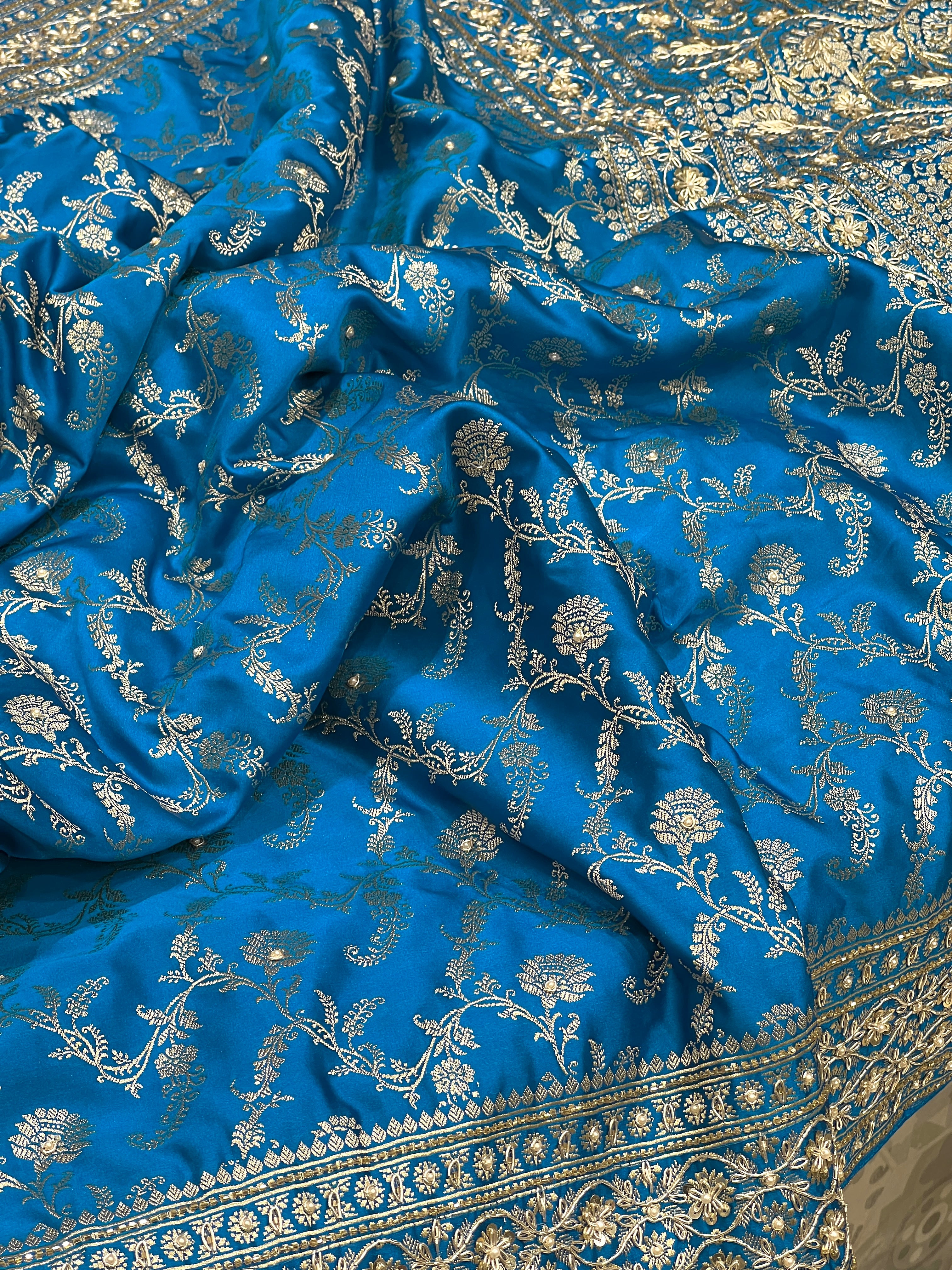 Blue Banarasi Leaf Pallu Hand Embroidery Saree