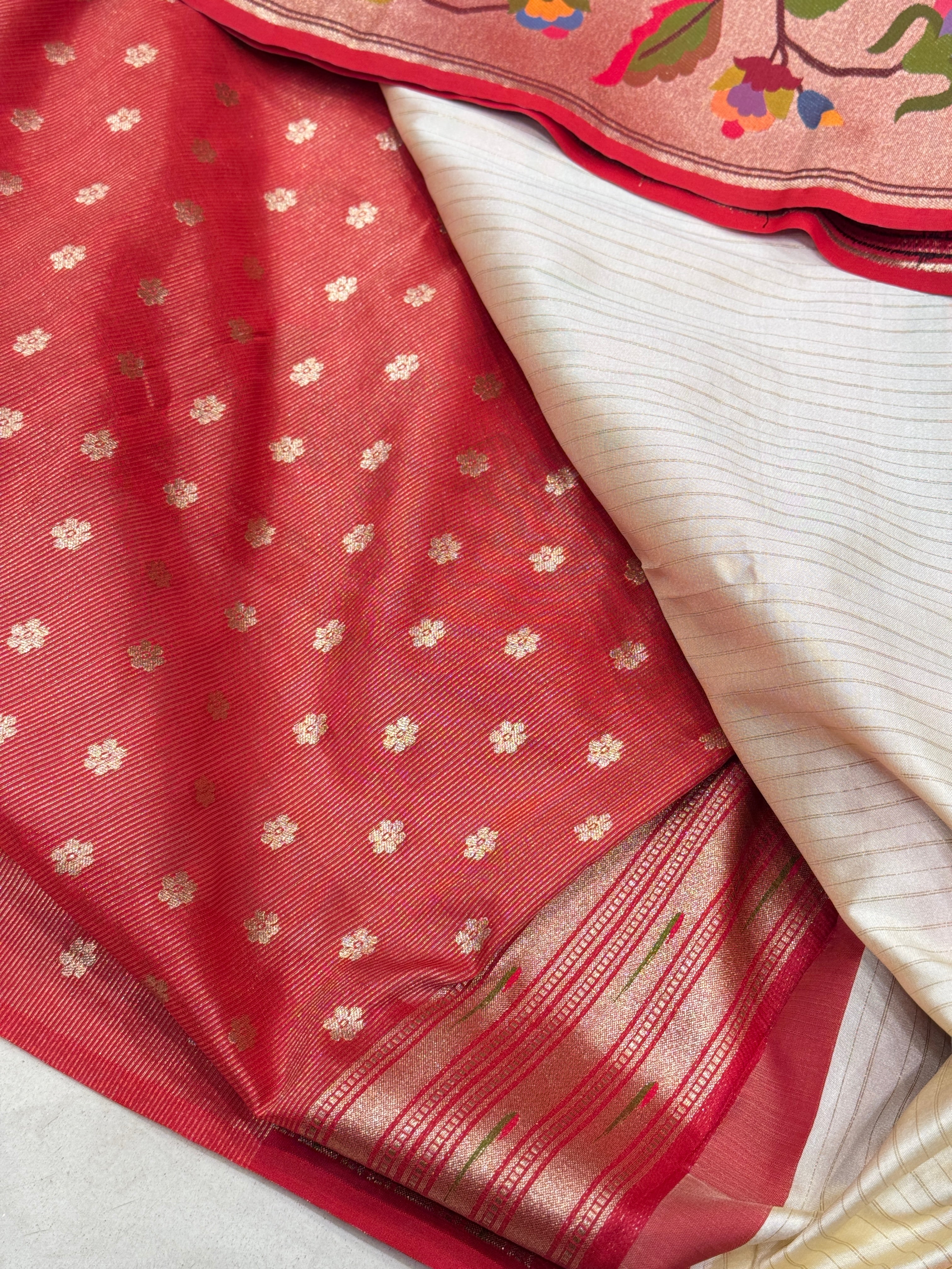 Moti White Red Lotus Border Paithani Silk Saree