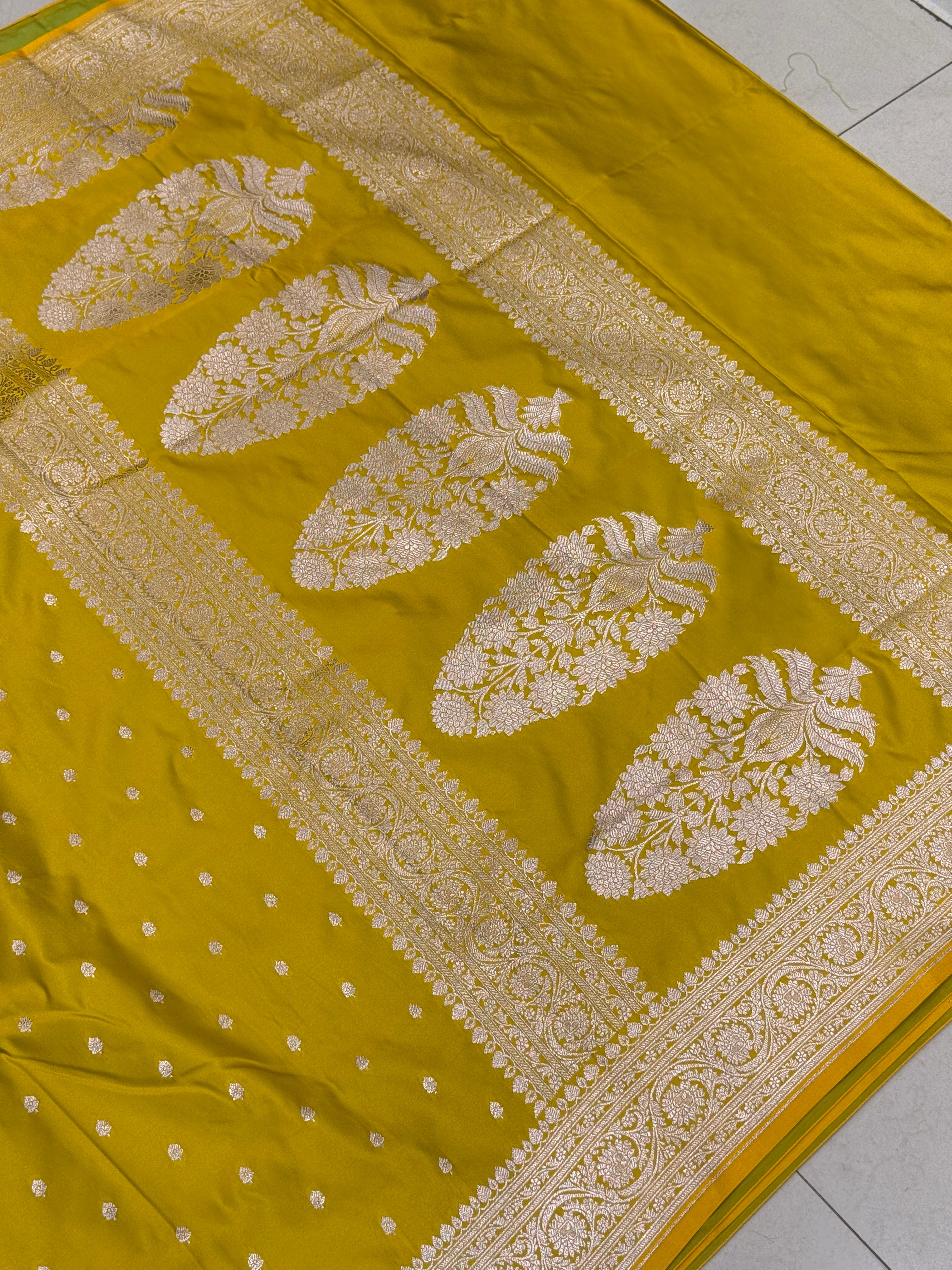 Neon Banarasi Silk Makhi Butti Saree