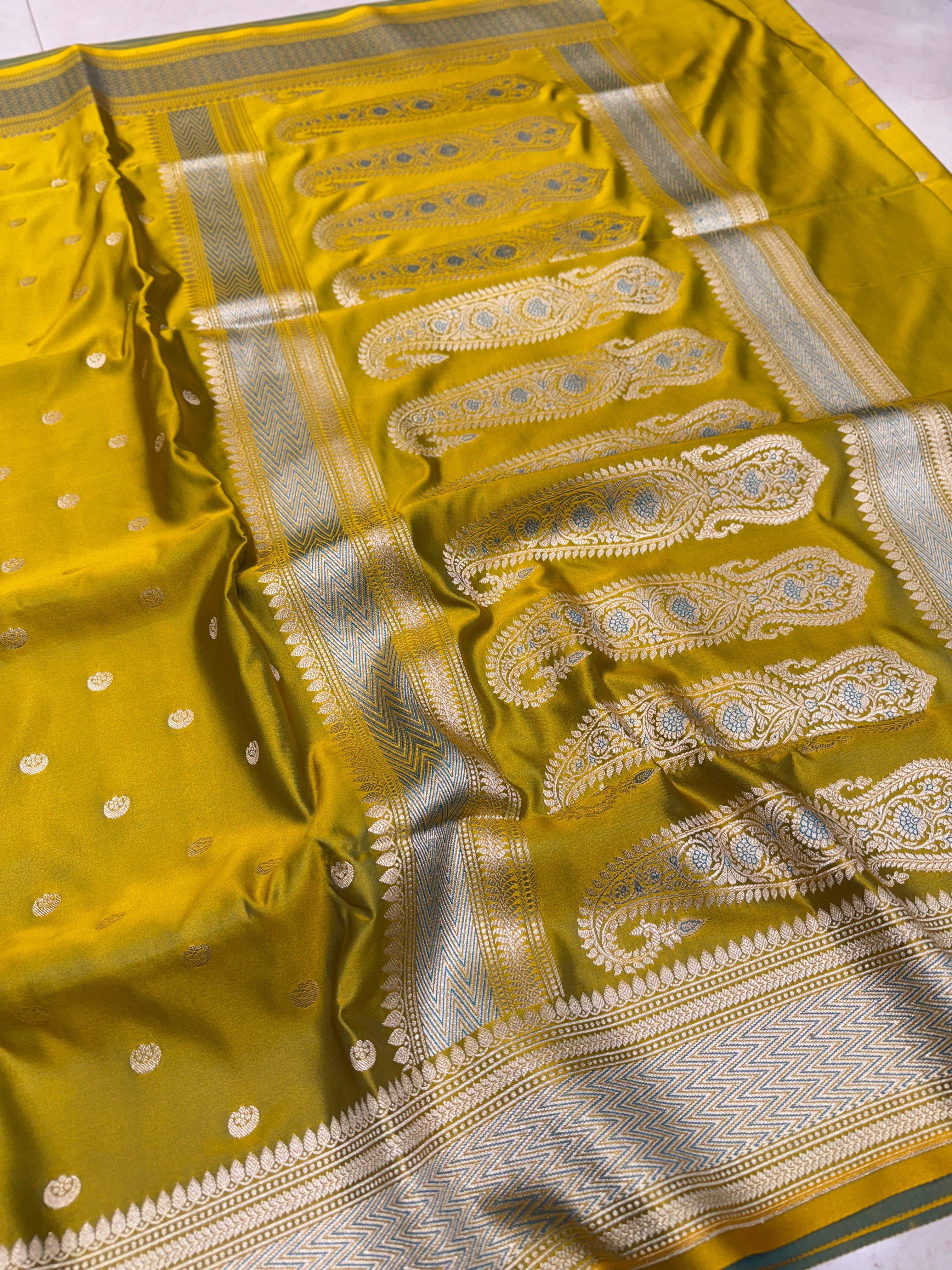 Greenish Yellow Banarasi Small Chand Butti Saree