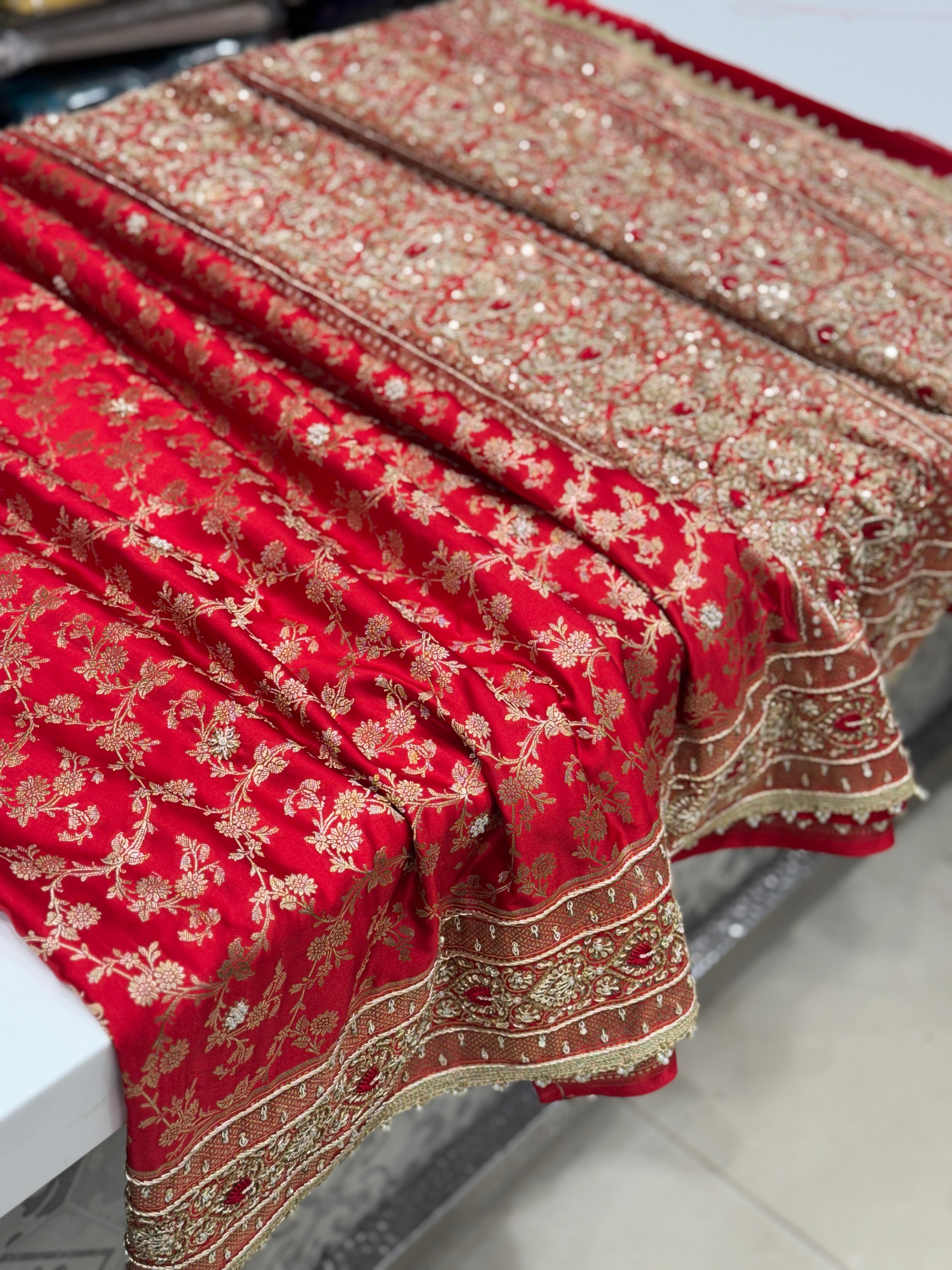 Red Banarasi Silk Resham Zardosi Heart Border Embroidery Saree