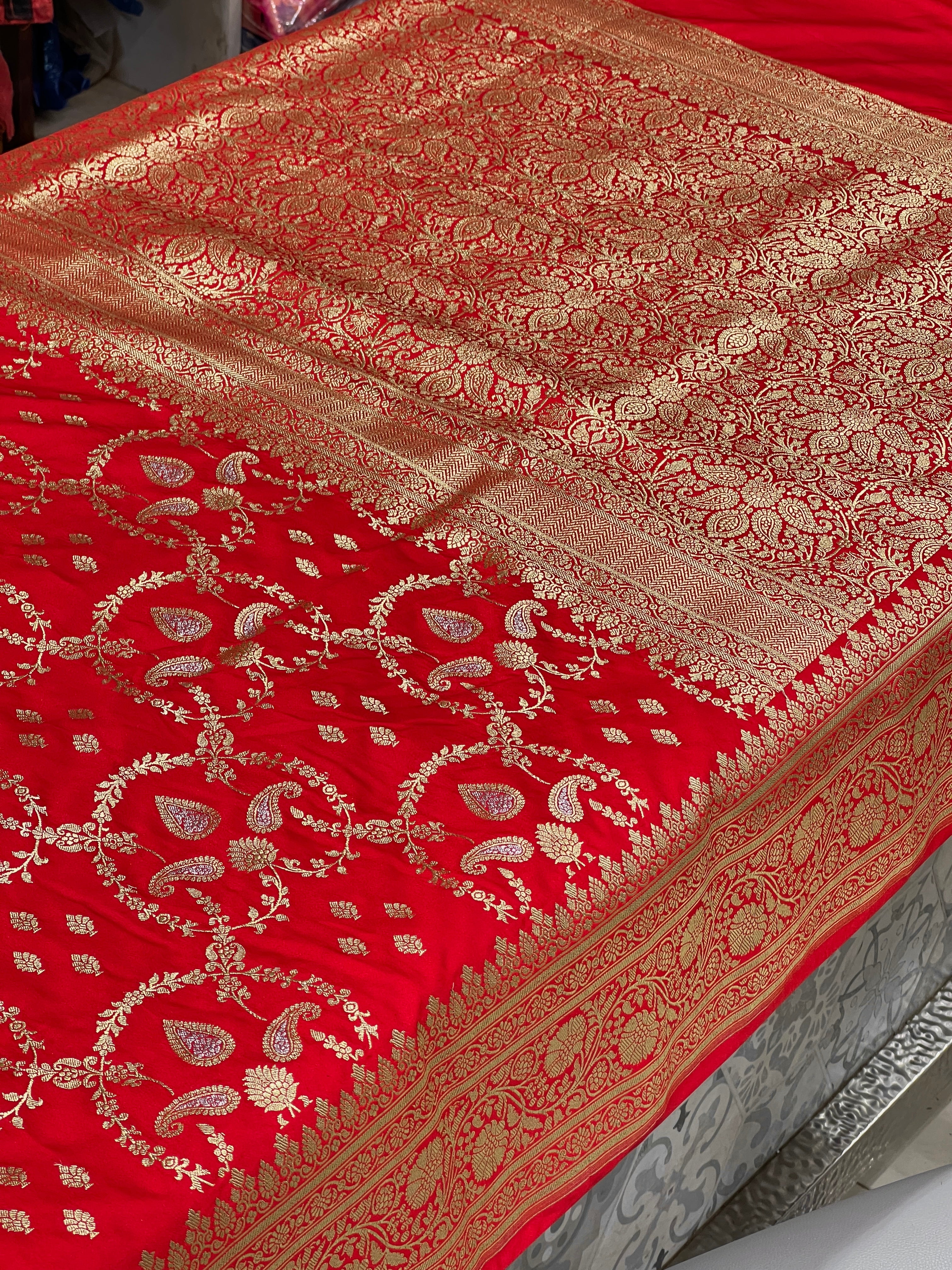 Red Banarasi Sliver Zari Butti Saree