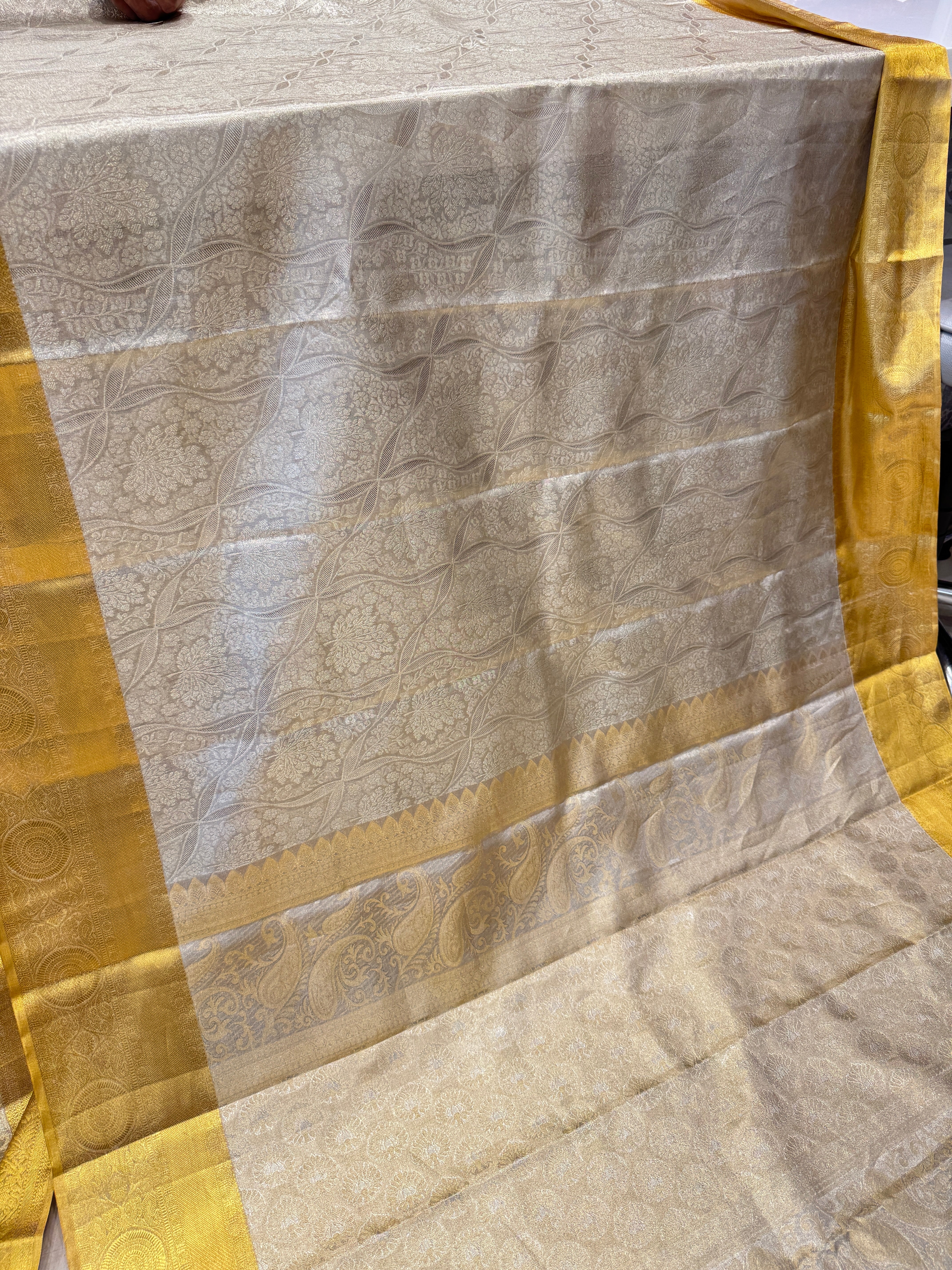 Handloom Tissue Kanjivaram Silk Saree