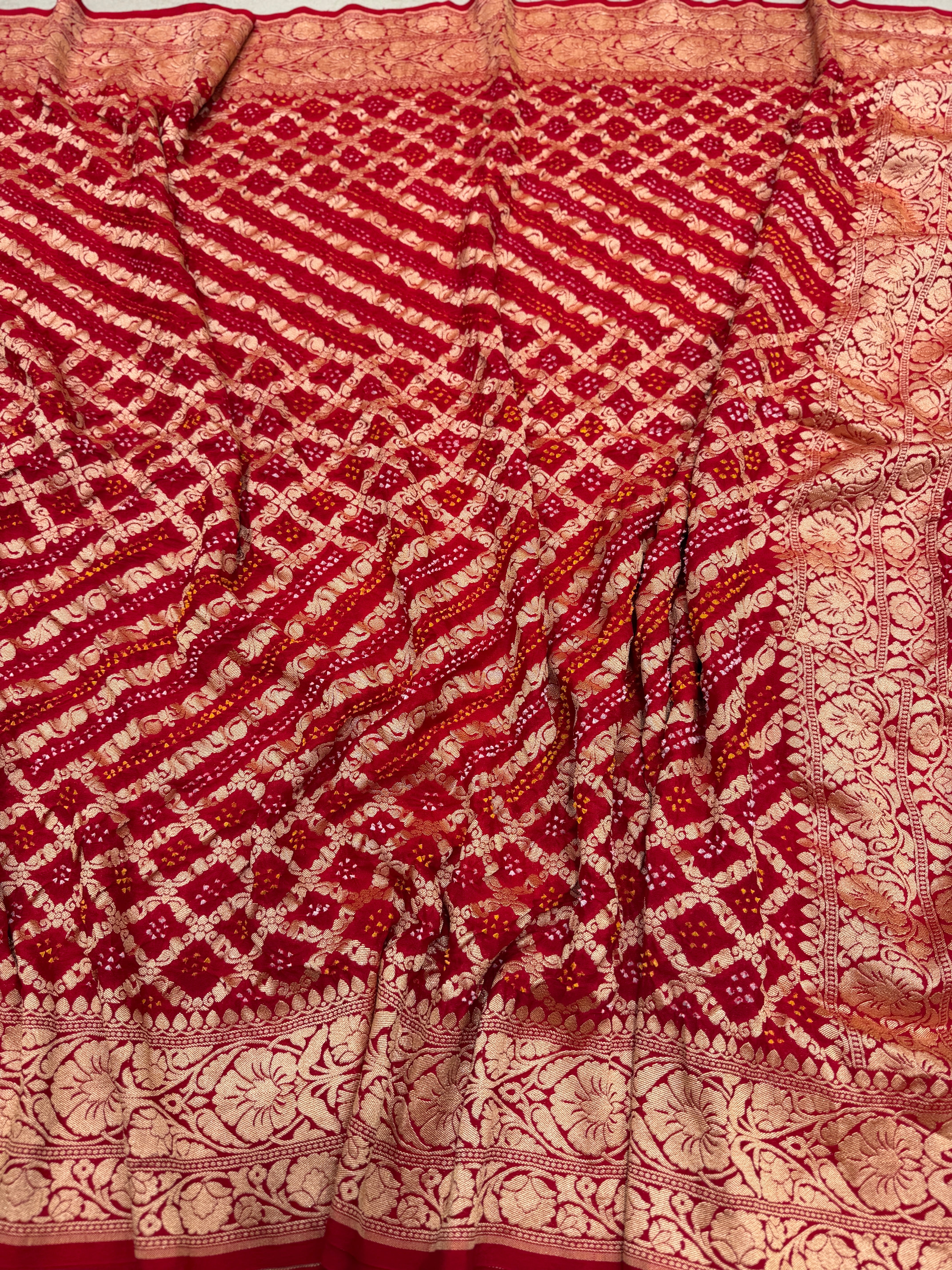 Red Criss Cross Georgette Handloom Bandhej Bandhini Saree