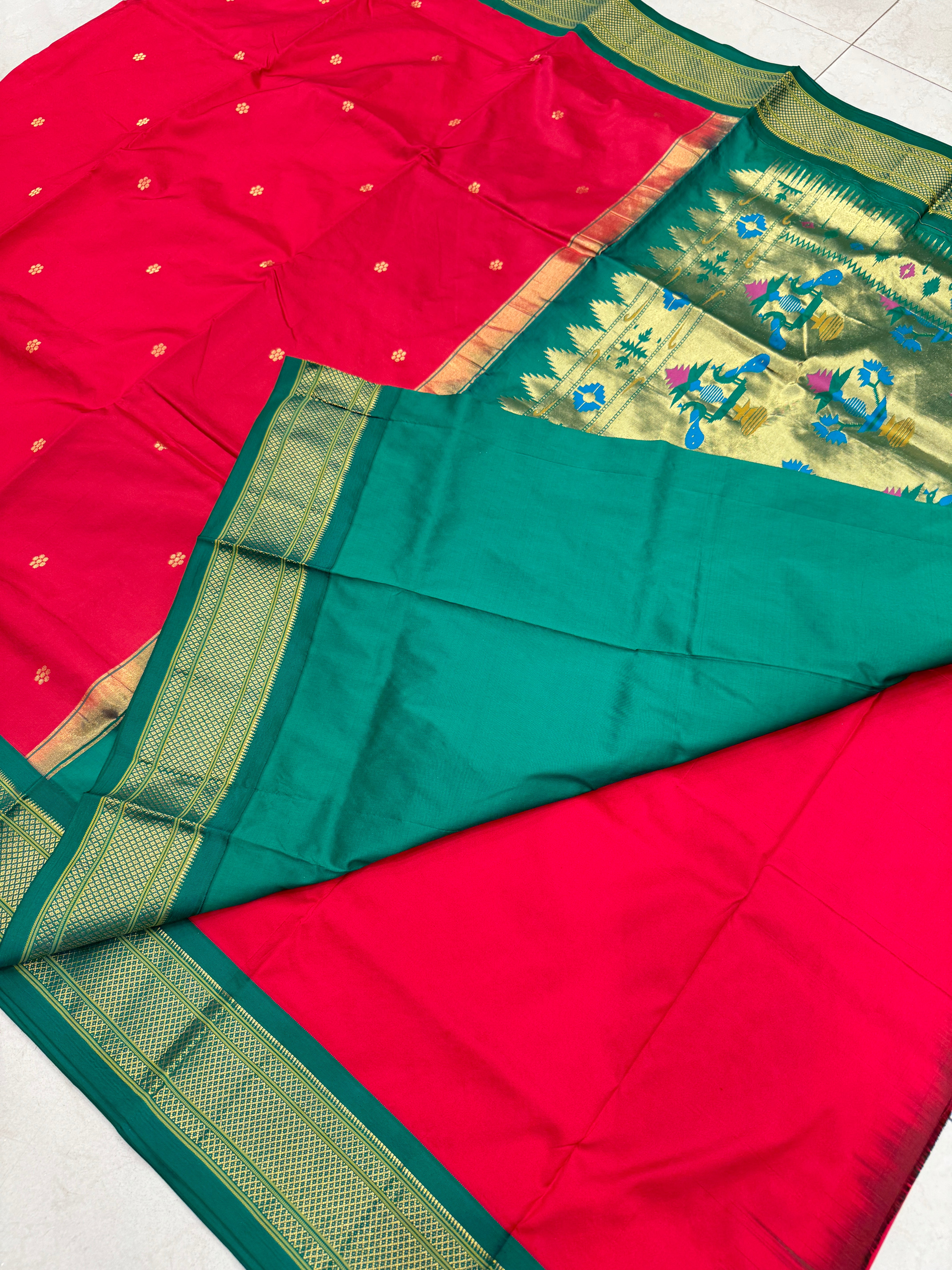 Red Green Morbangdi Pure Silk Paithani Saree