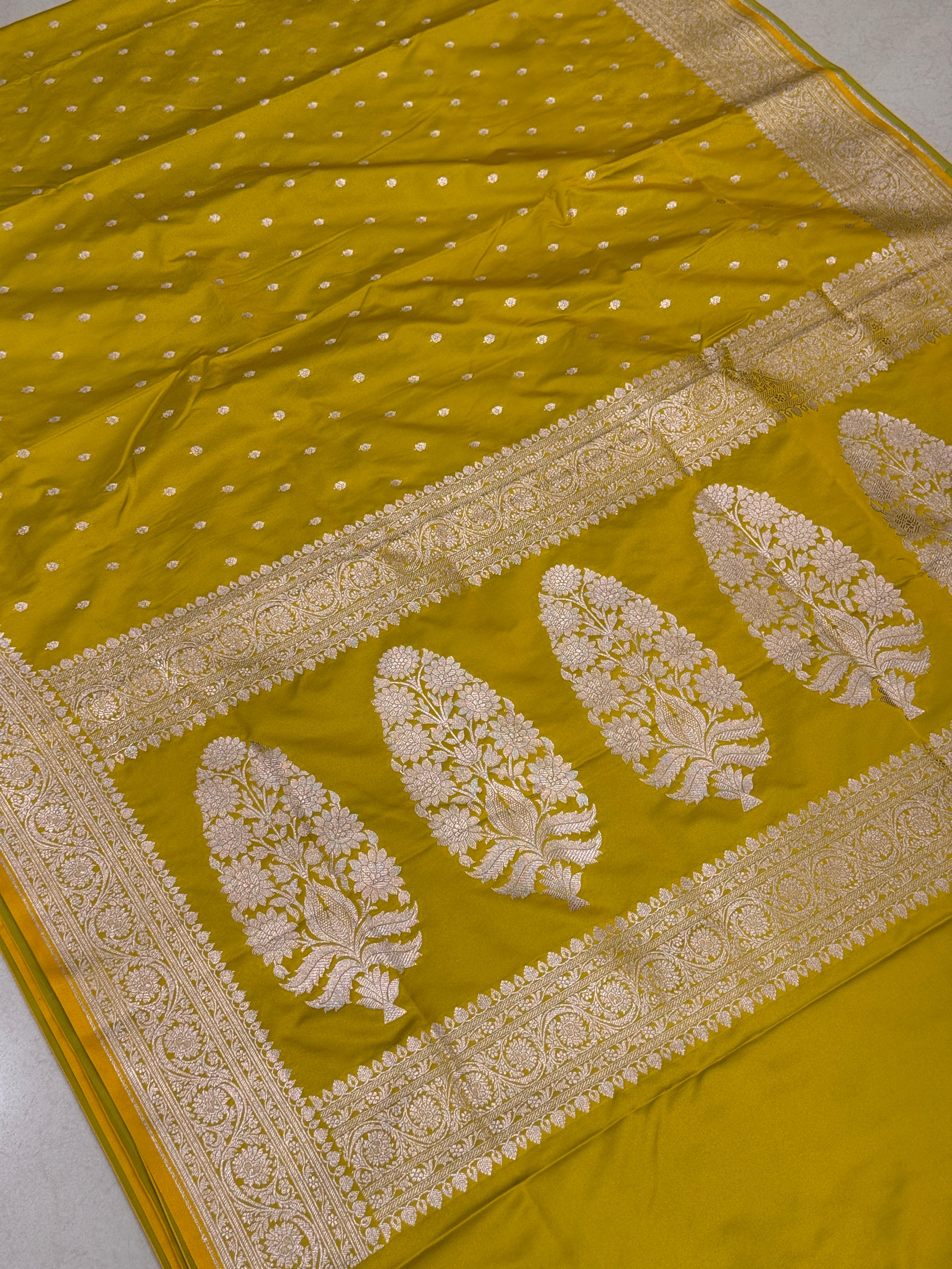 Neon Banarasi Silk Makhi Butti Saree
