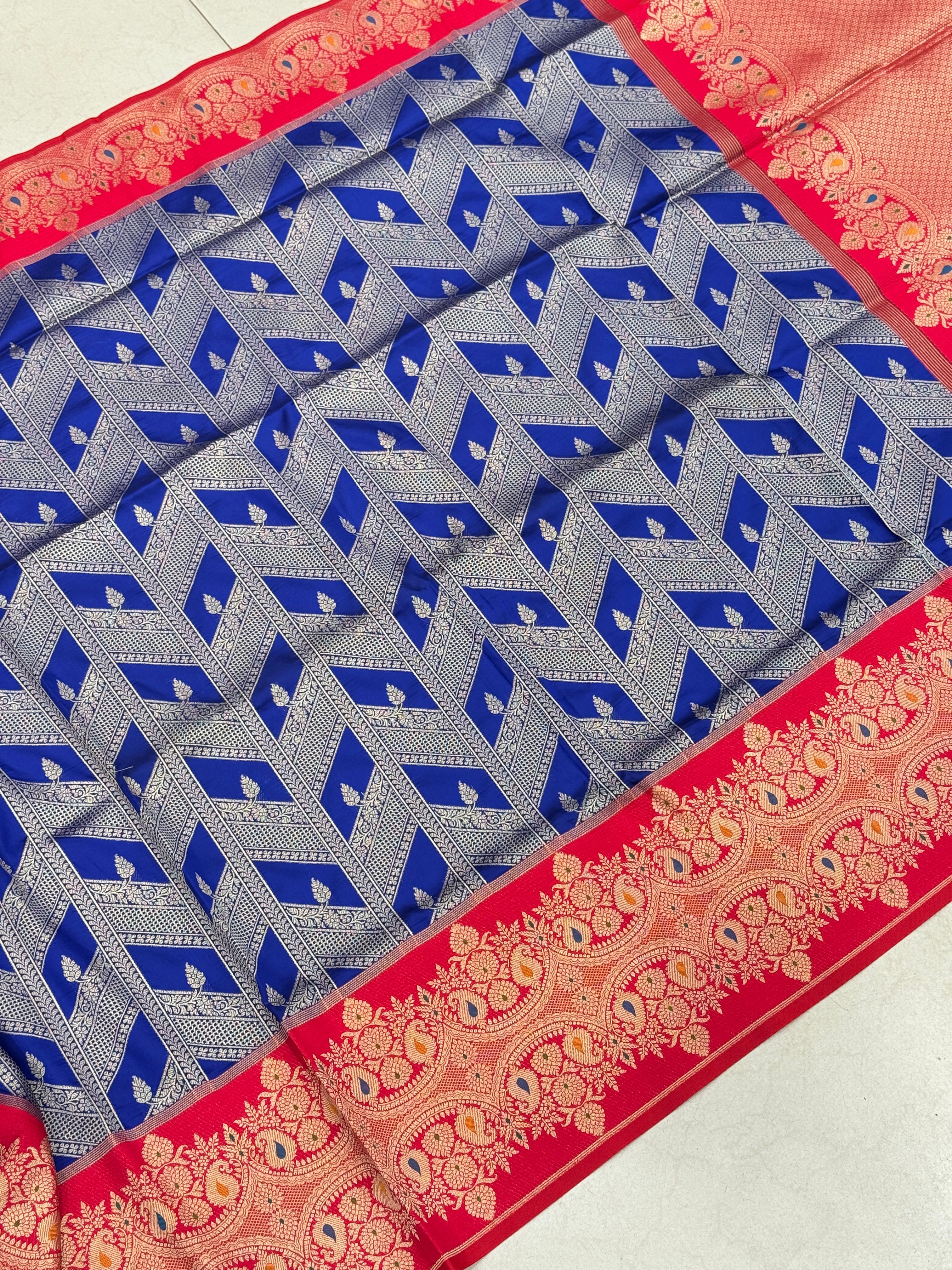 Royal Blue Contemporary Red Border Banarasi Silk Saree