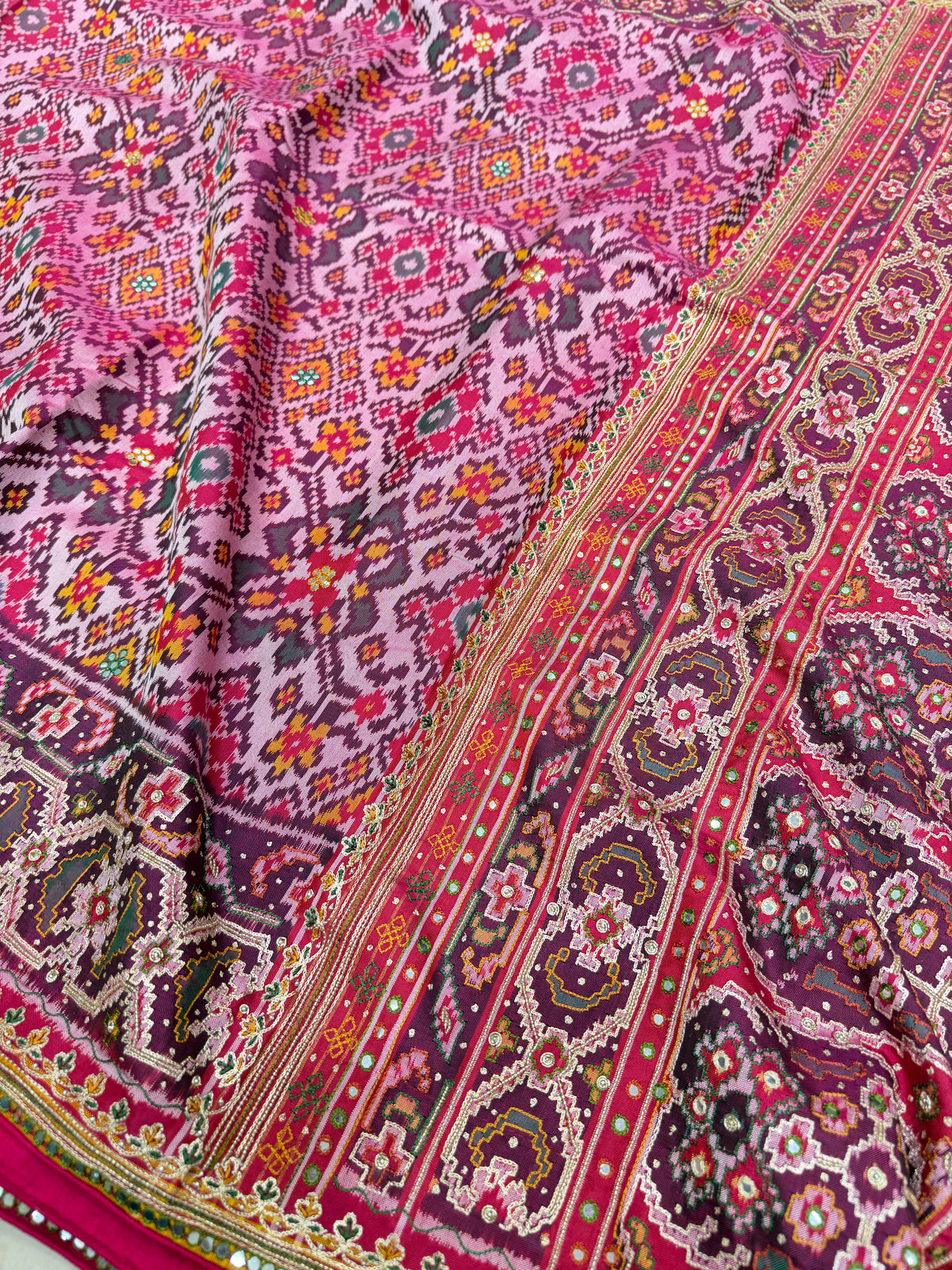 White Rani Patan Patola Hand Embroidery Pita Zardosi Saree