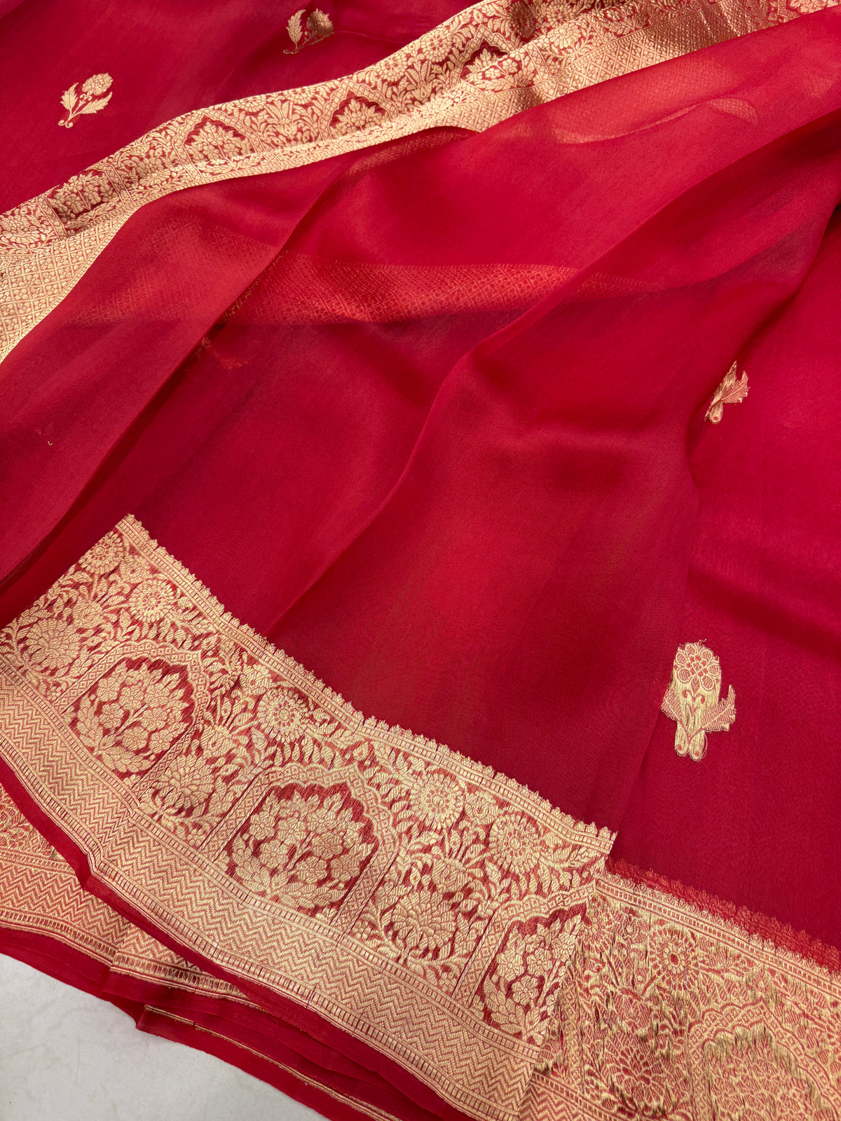 Red Buttas Handloom Banarasi Kora Silk Saree
