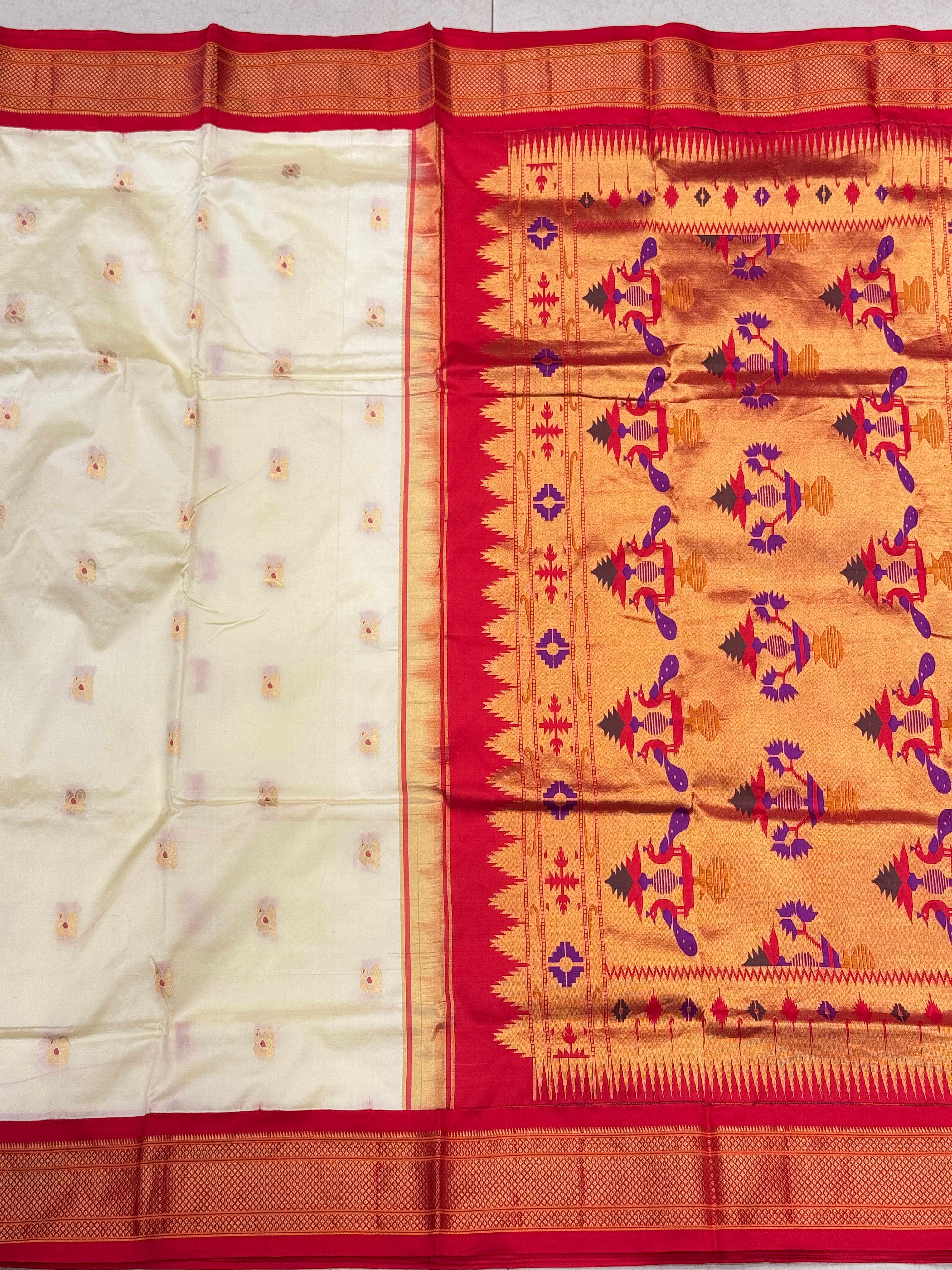 Moti White Red Pure Silk Paithani Saree