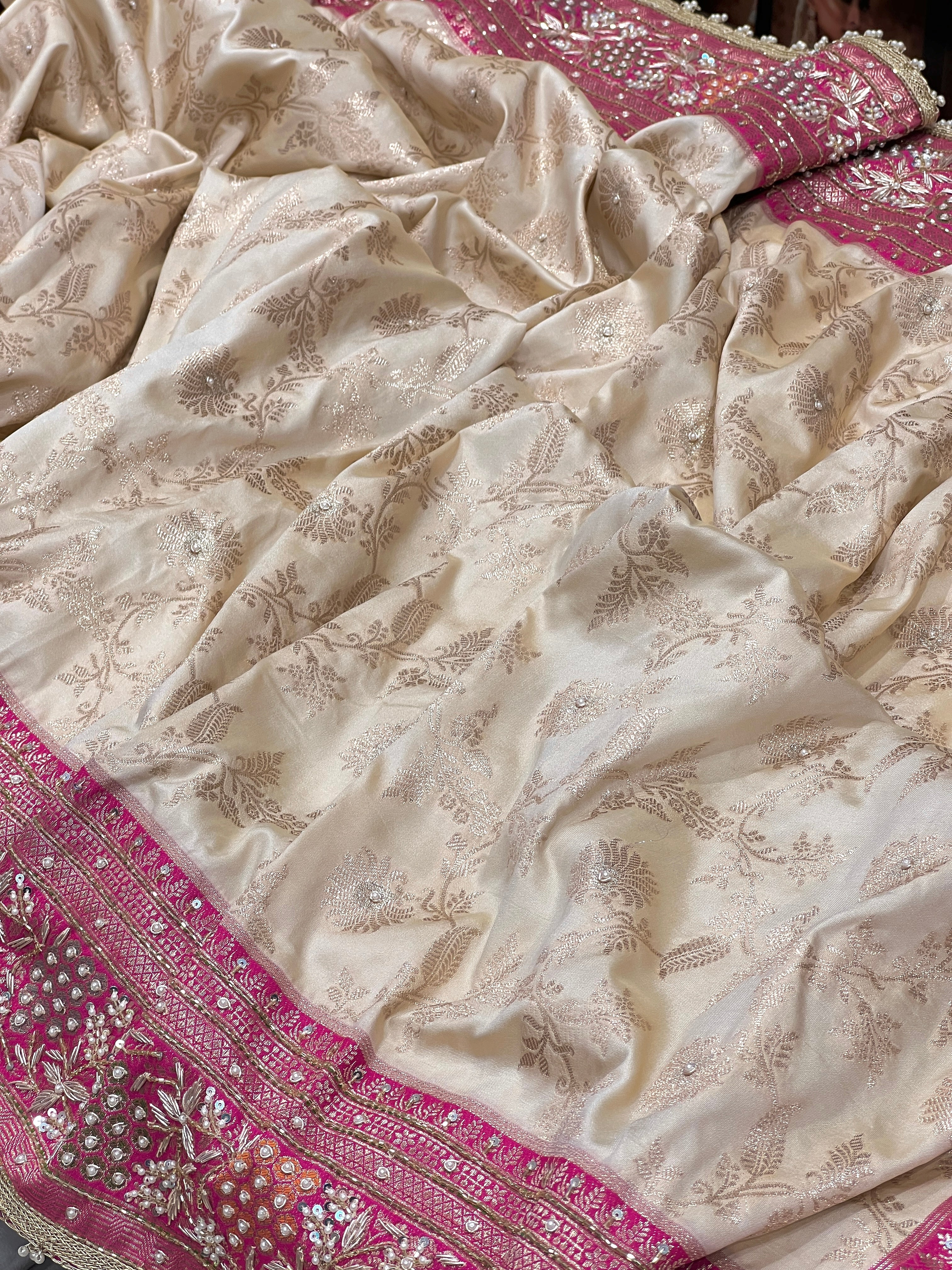 Beige Banarasi Rani Border Hand Embroidery Saree