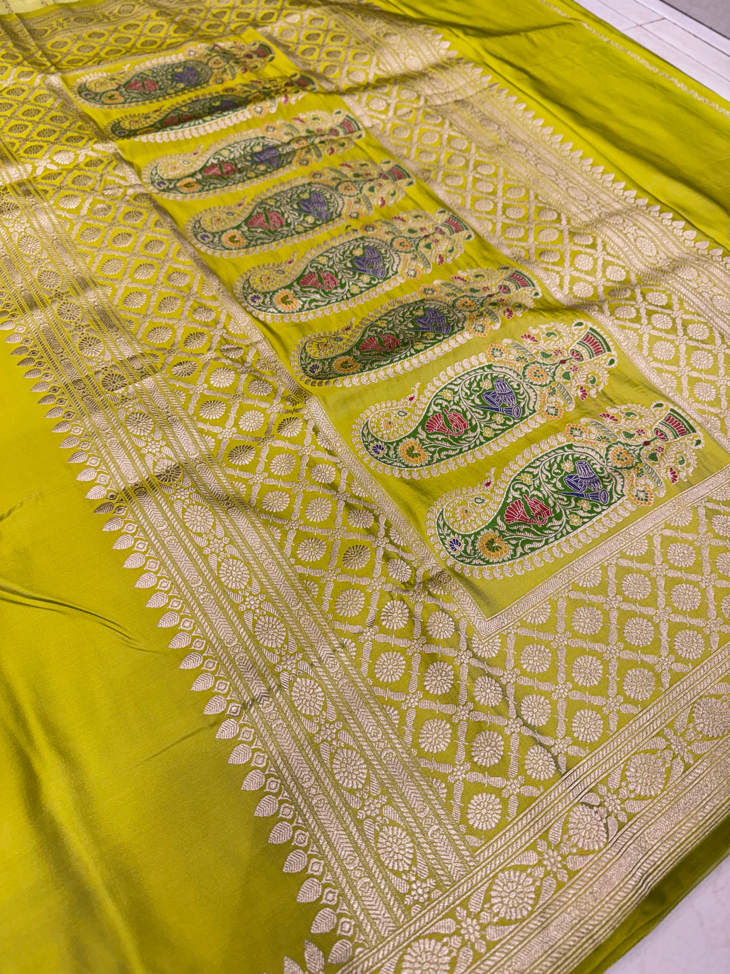 Lime Green Banarasi Plain Body Meena Pallu Saree