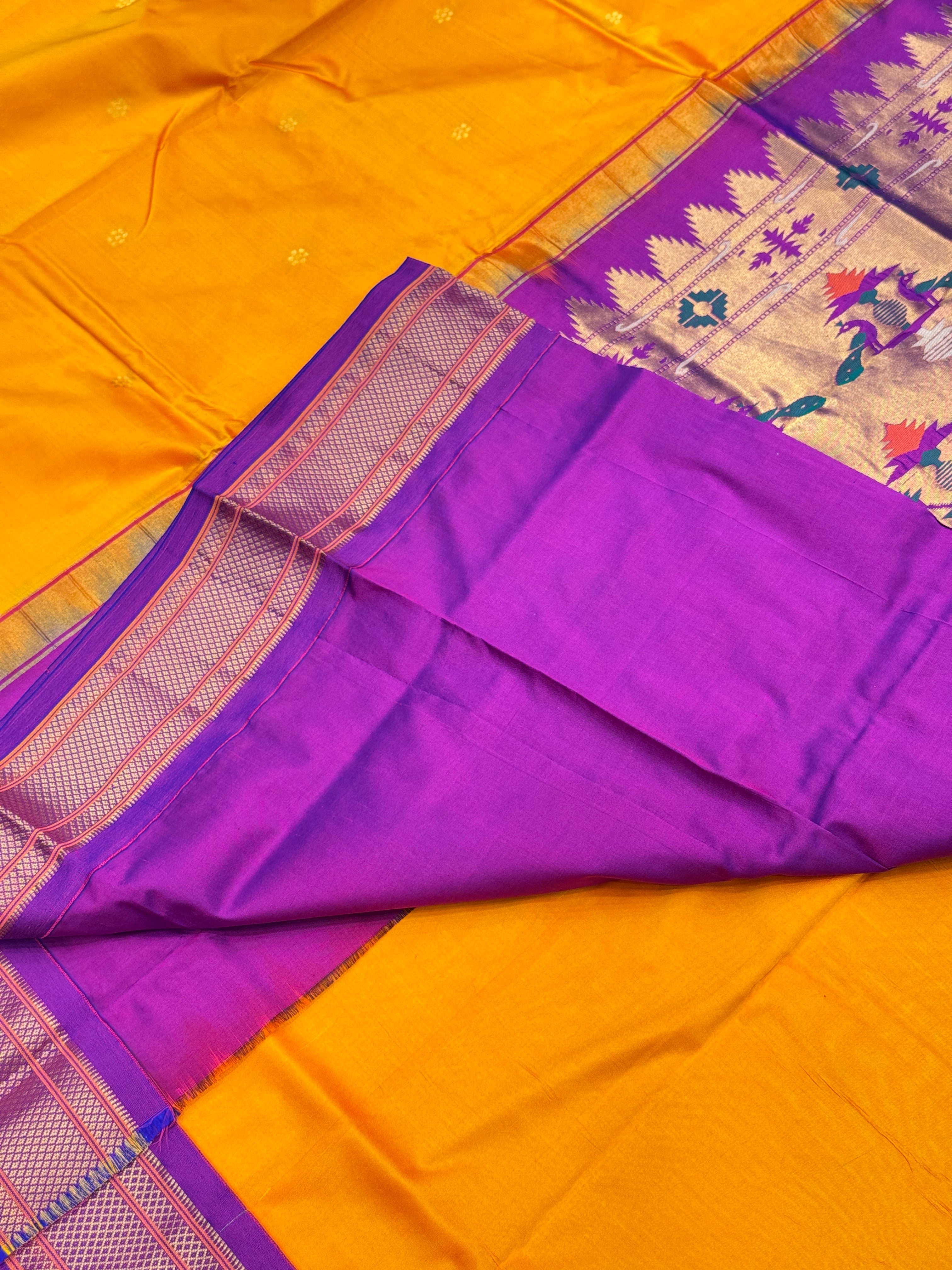 Yellow Violet Morbangdi Paithani Saree