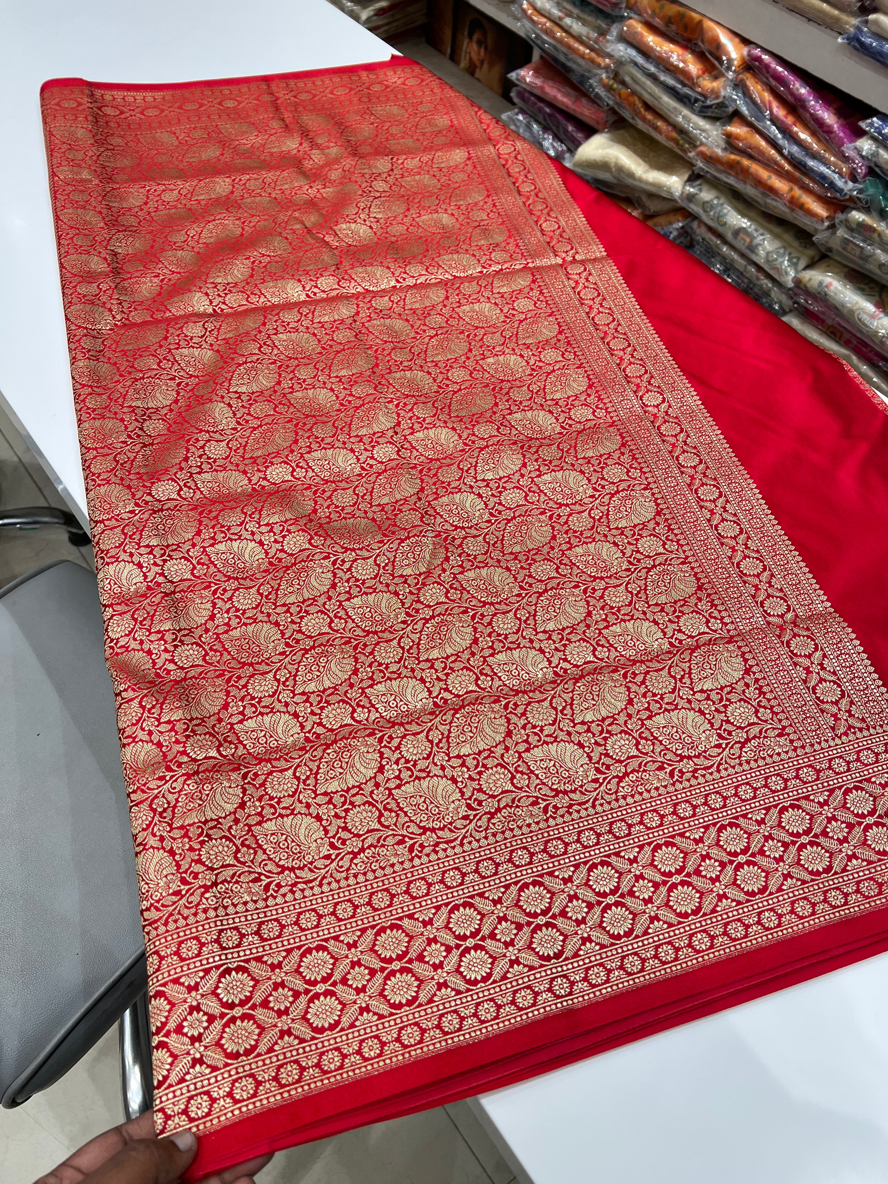 Red Banarasi Silk Leaf Pallu Saree