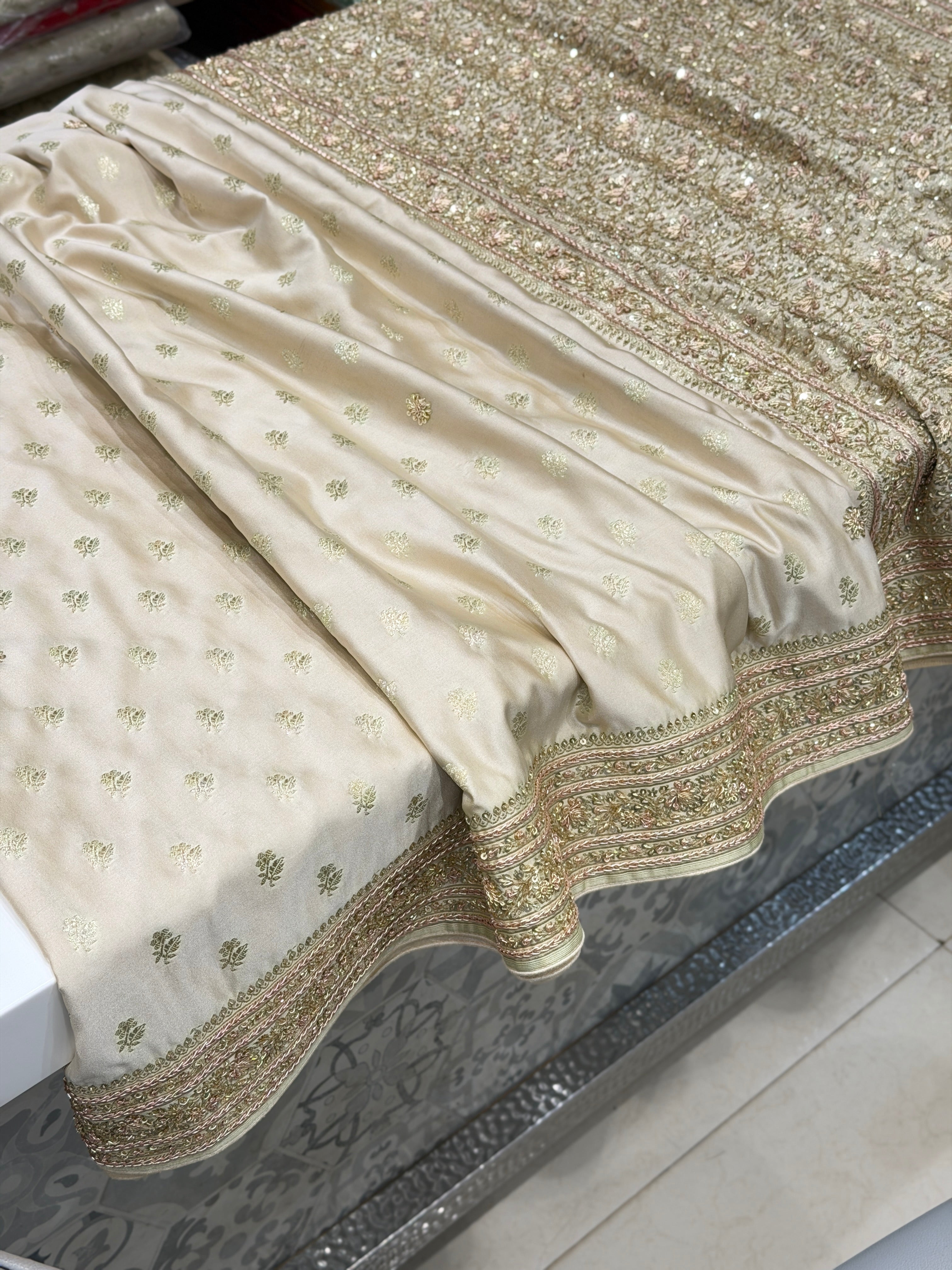 Beige Banarasi Buttis Zardosi Chain Hand Embroidery Saree